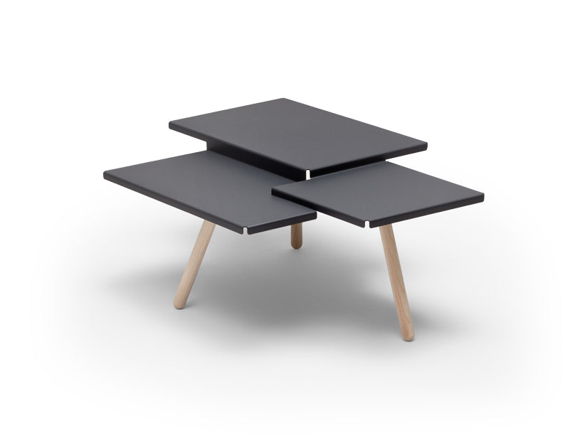 frederik-roij-furniture-tablefields-couchtisch-geometrisch image 1