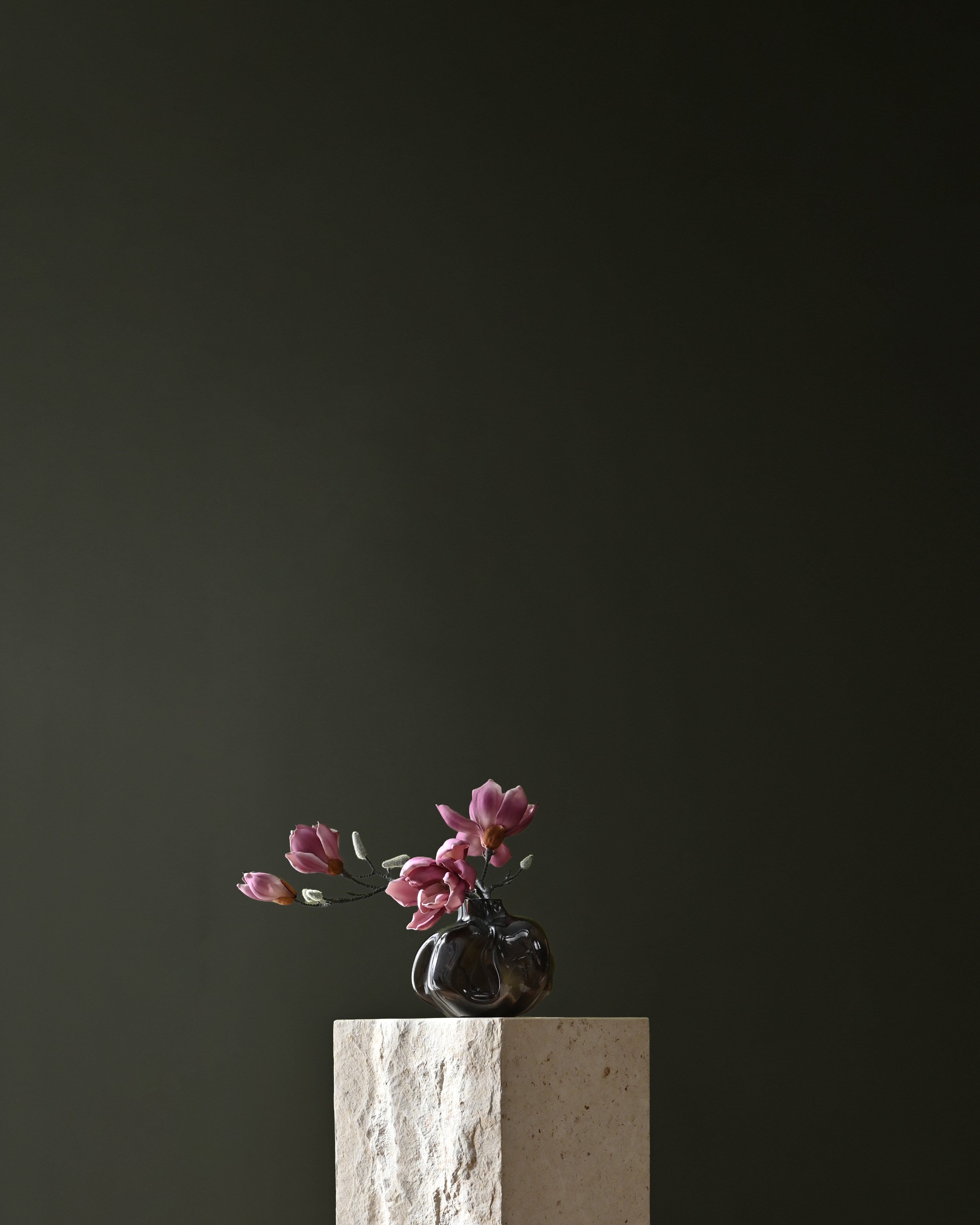 101-copenhagen-wabi-vase-mini-smoked-forest-glas-mundgeblasen image 5