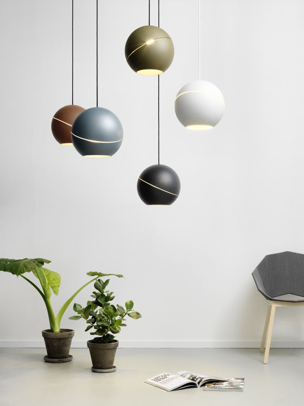 frederik-roij-sliced-sphere-pendelleuchte-stahl-e27 image 3