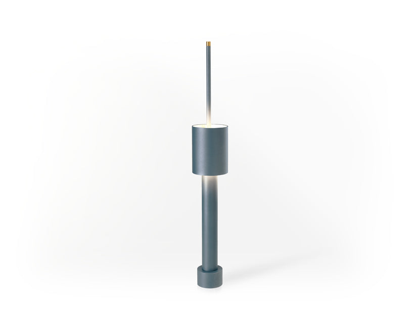frederik-roij-table-tower-tischleuchte-design image 1