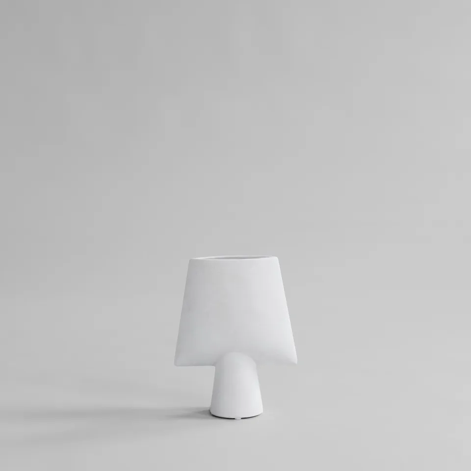 101-copenhagen-sphere-vase-square-mini-bone-white-keramik image 1