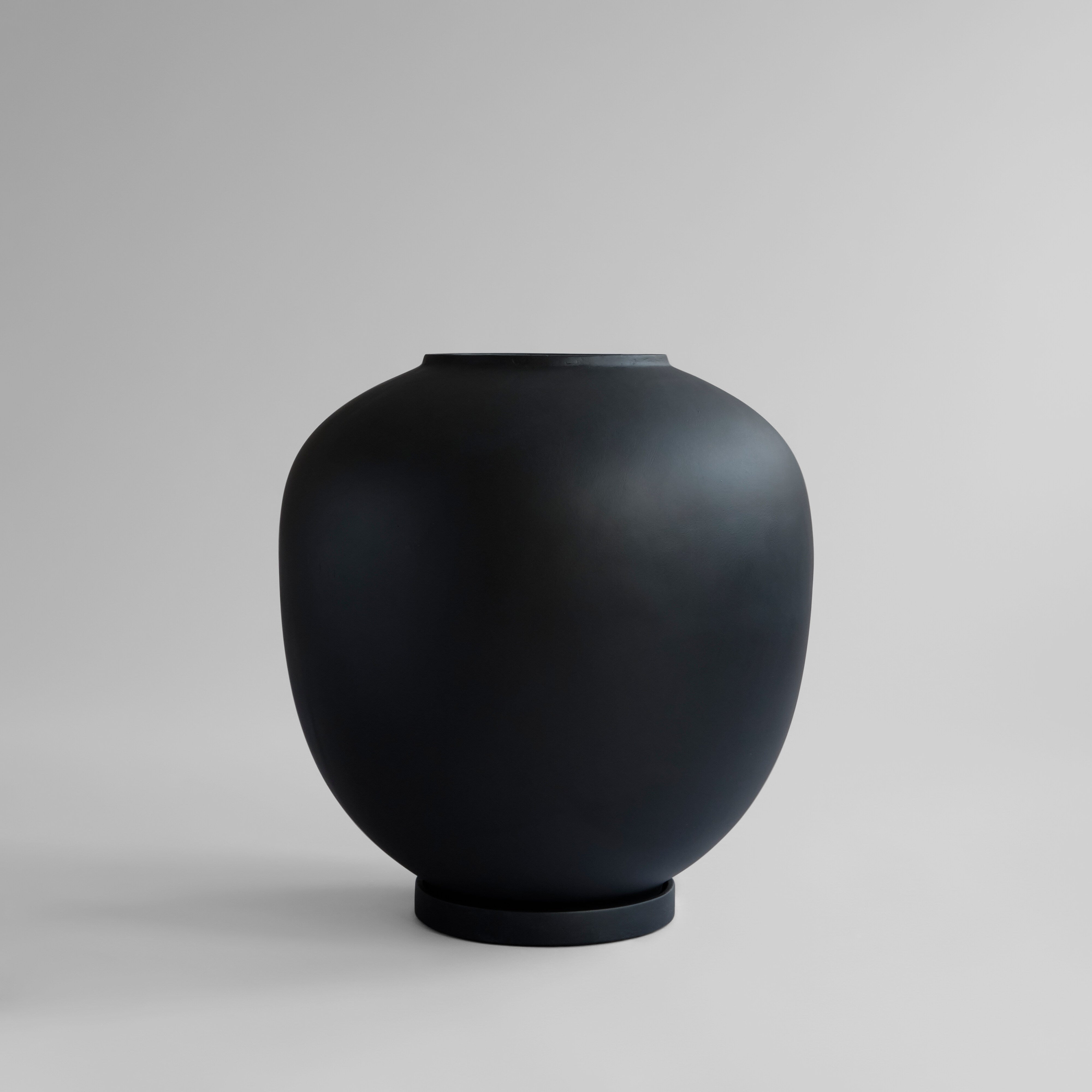 101-copenhagen-sunao-vase-hexa-blumentopf-schwarz image 7
