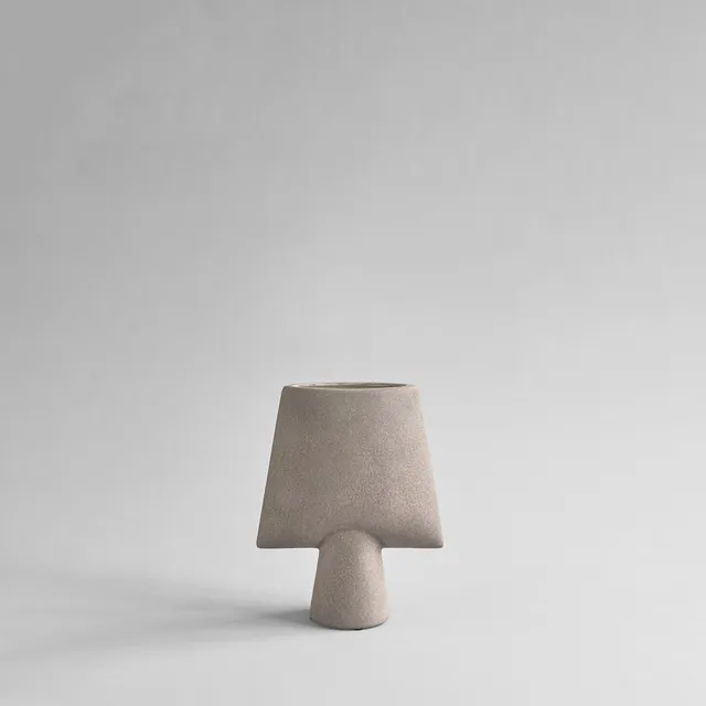101-copenhagen-sphere-square-mini-vase-taupe-keramik image 1