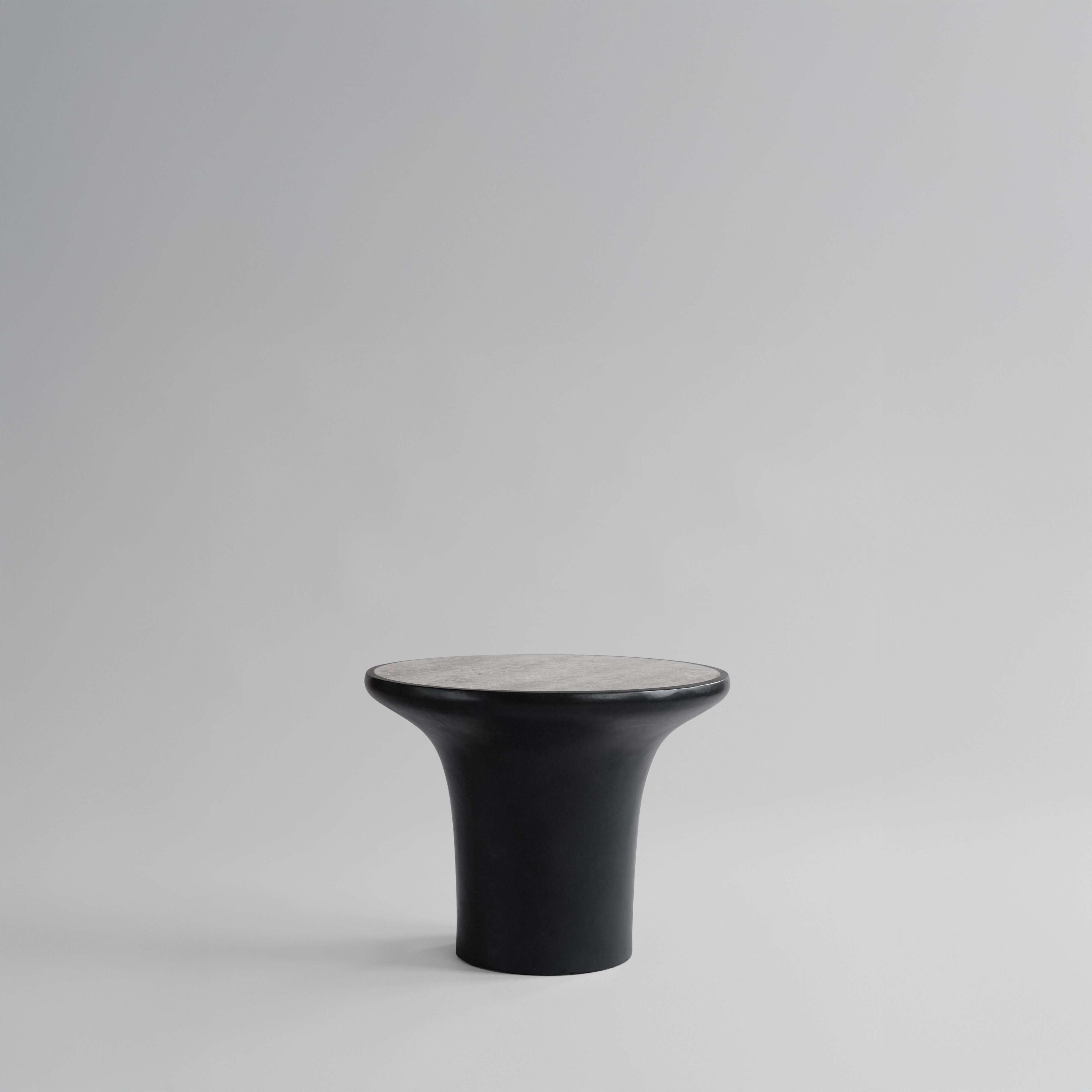 101-copenhagen-trumpet-table-low-couchtisch-silber-travertin image 1