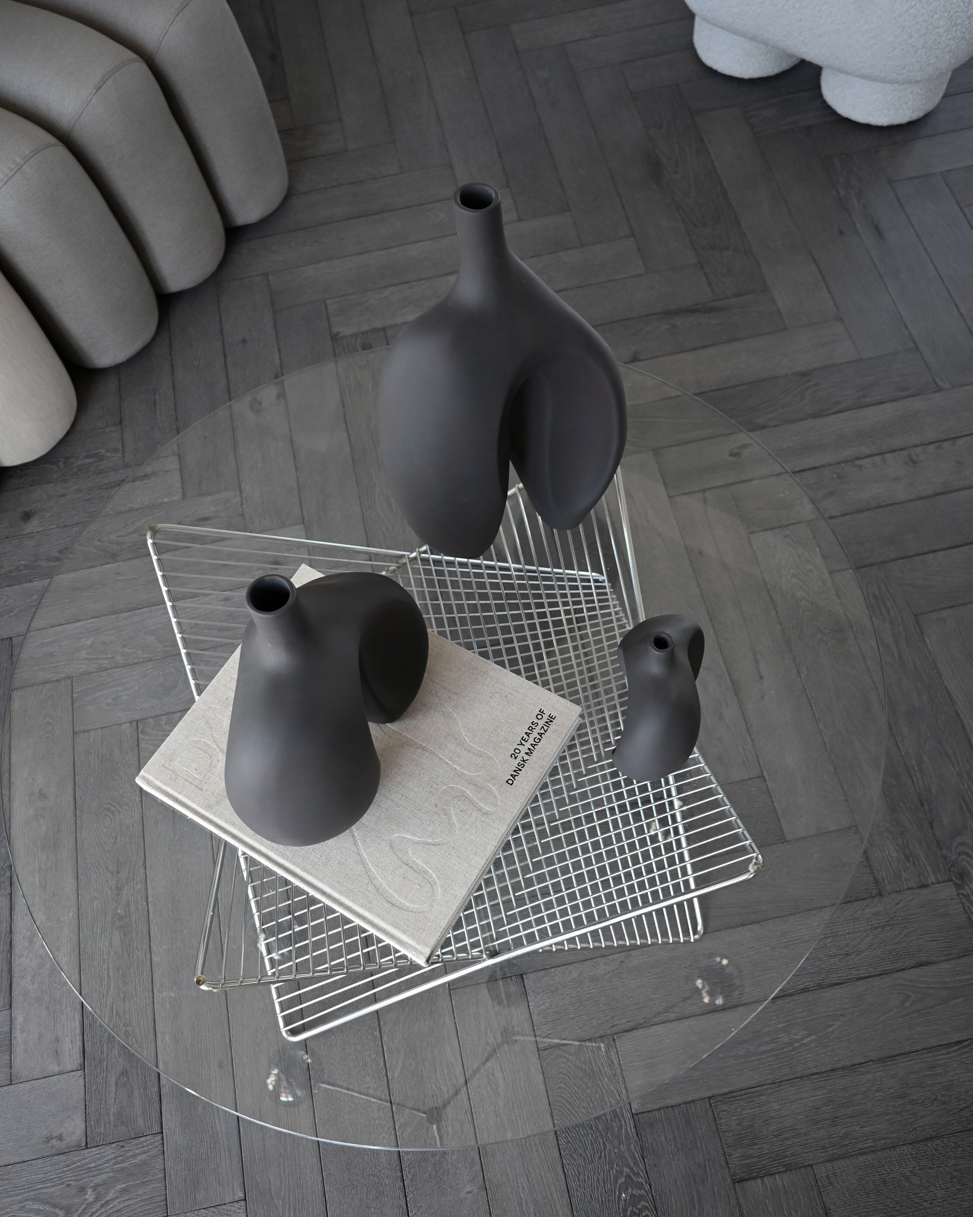 101-copenhagen-ni-mini-vase-coffee-braun image 3