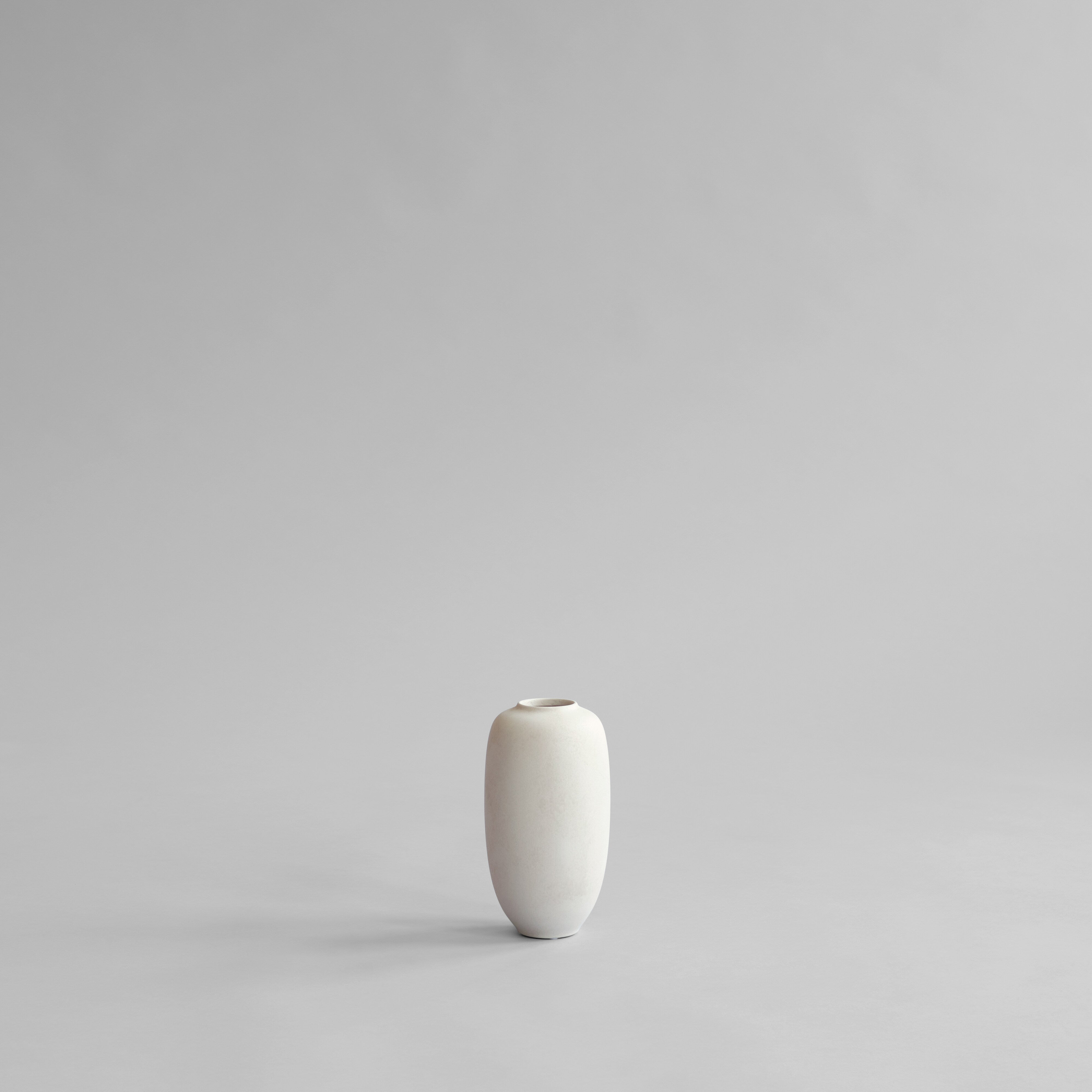101-copenhagen-sunao-vase-slim-petit-beige-keramikvase image 1