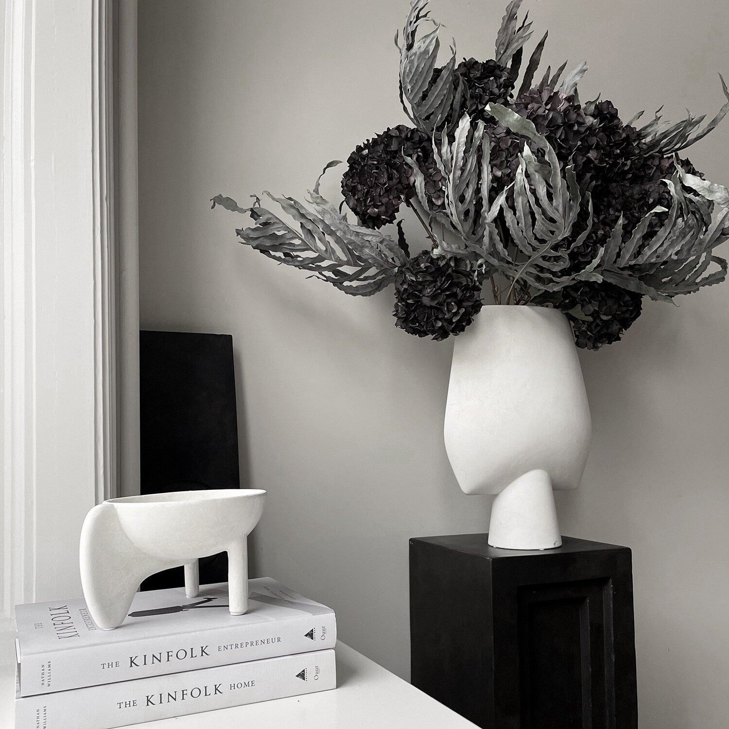 101-copenhagen-sphere-vase-square-big-blumenvase-bone-white image 3
