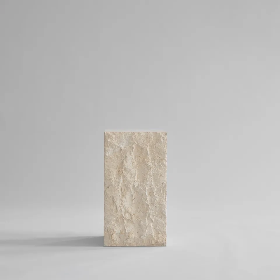 101-copenhagen-podium-medio-beistelltisch-limestone image 1