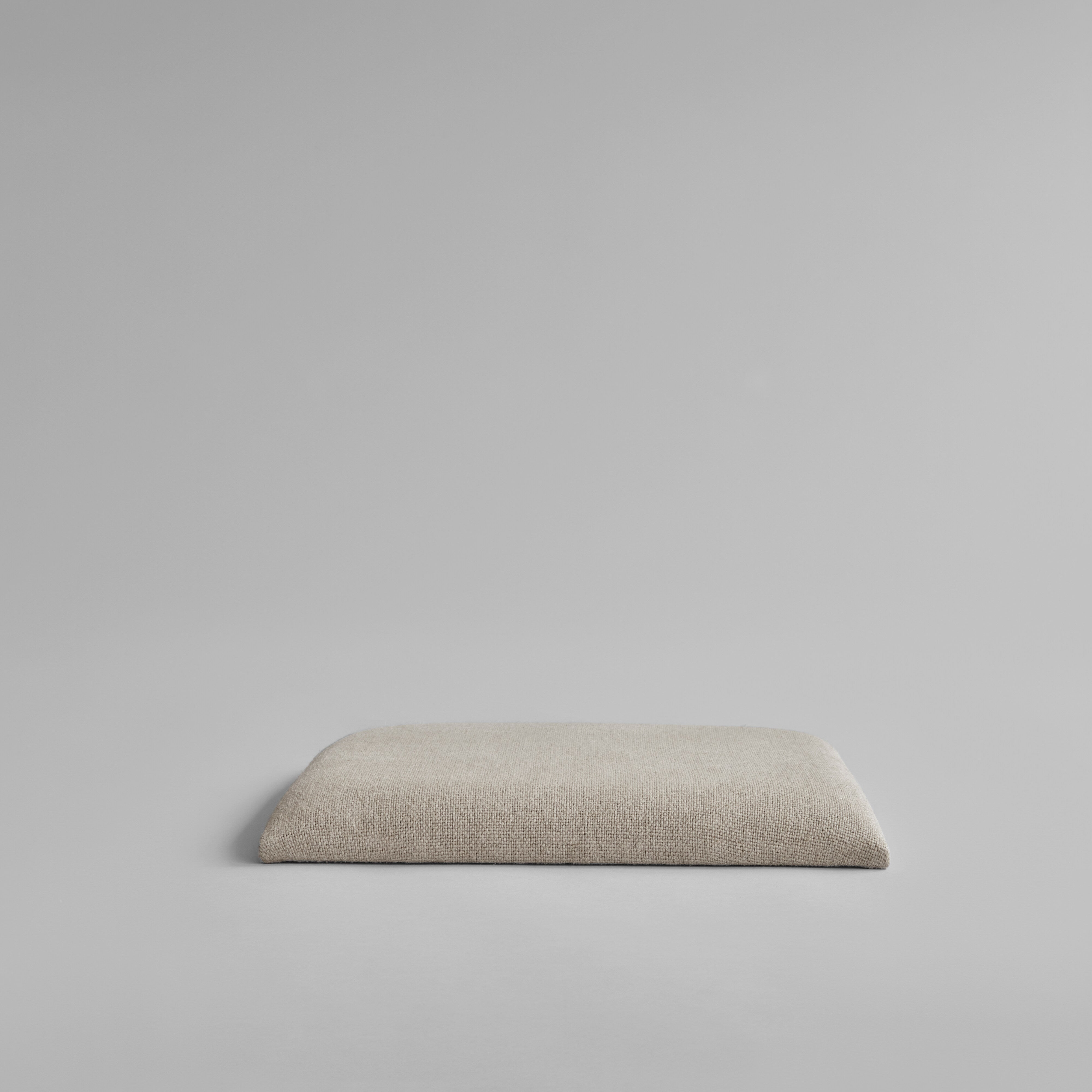 101-copenhagen-makura-cushion-21-kissen-sand-leinen image 8