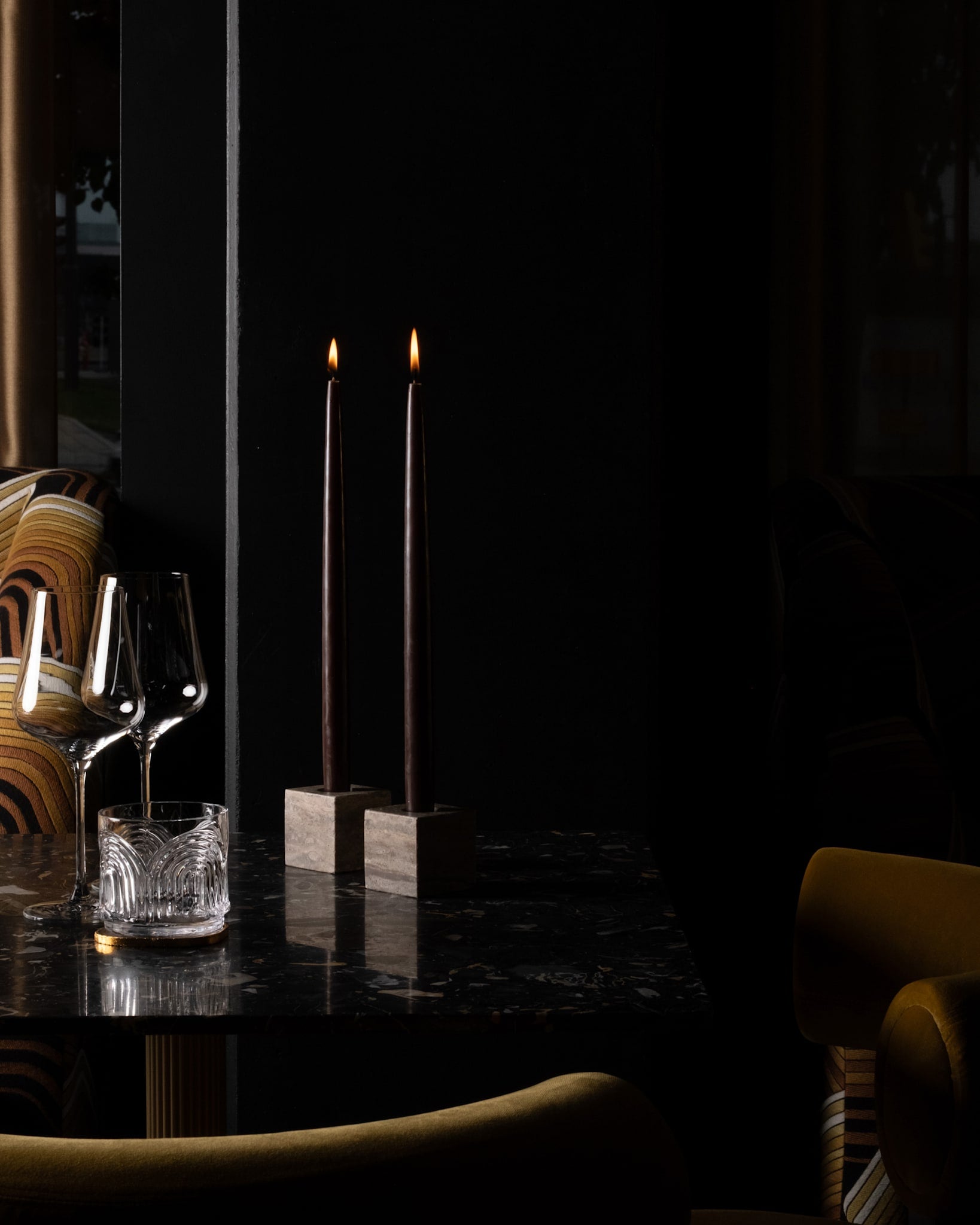 101-copenhagen-cube-kerzenhalter-silver-travertine image 2