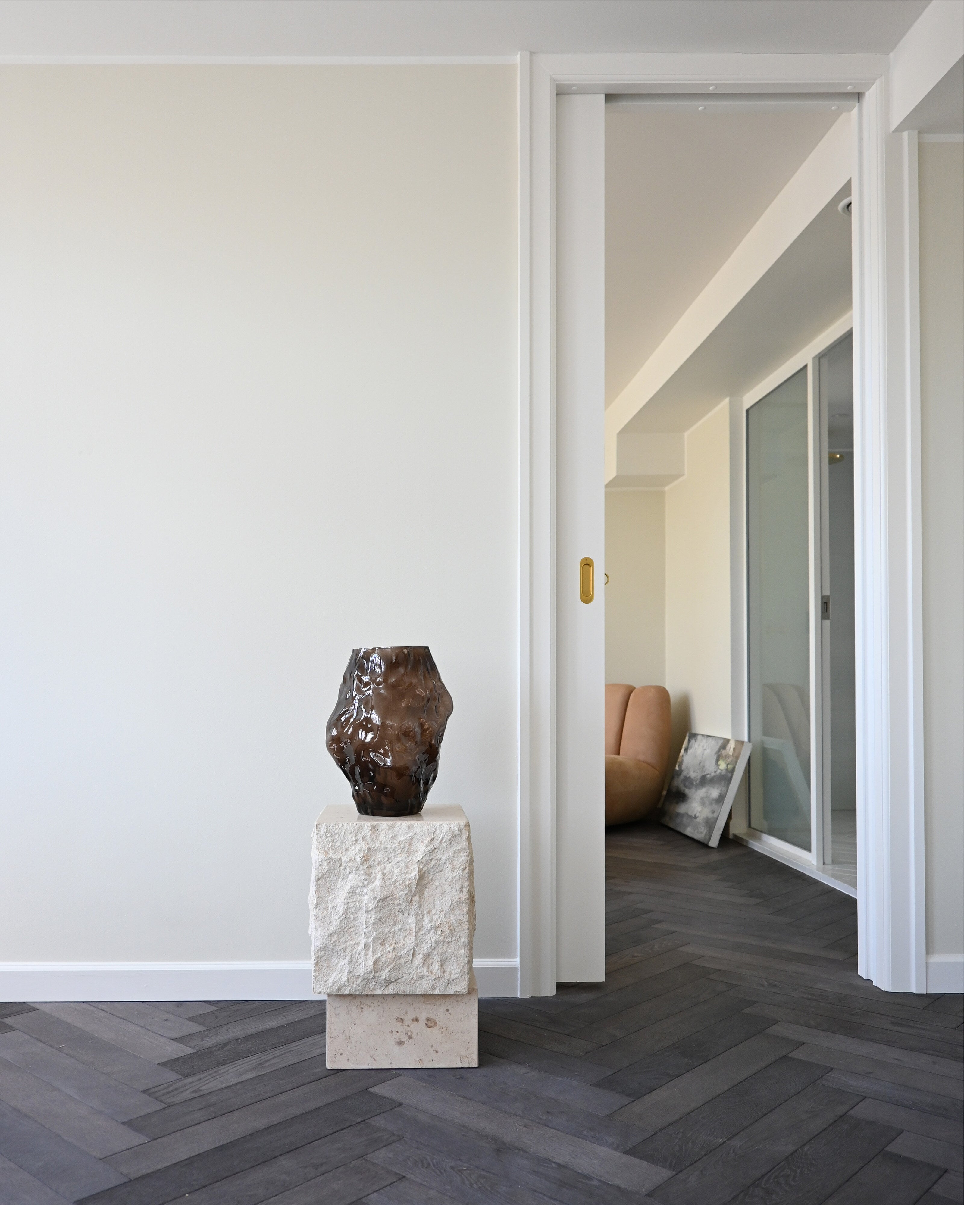 101-copenhagen-katachi-vase-medio-glas-smoked-forest image 7