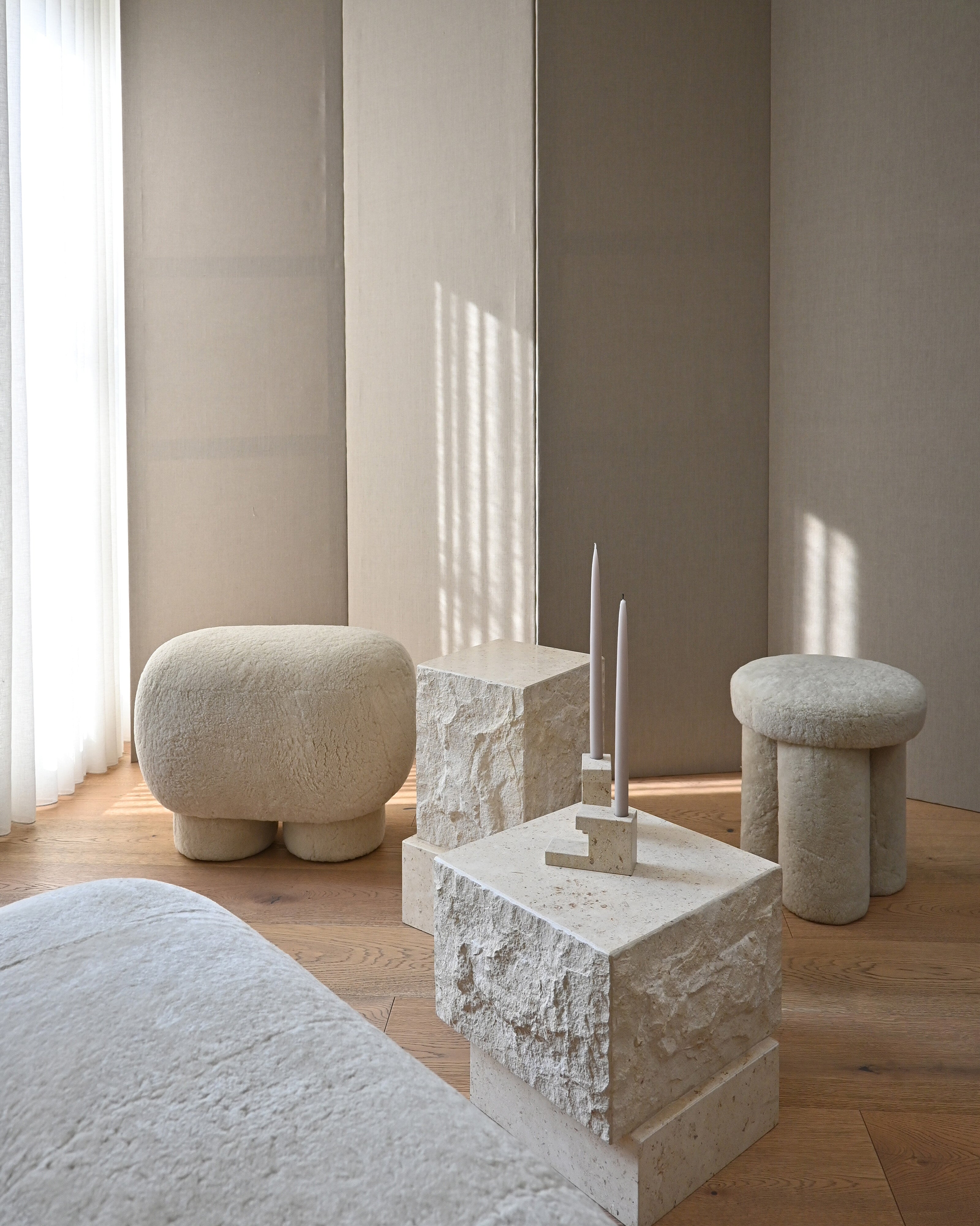 101-copenhagen-temple-coffee-table-low-kalkstein-beige image 8