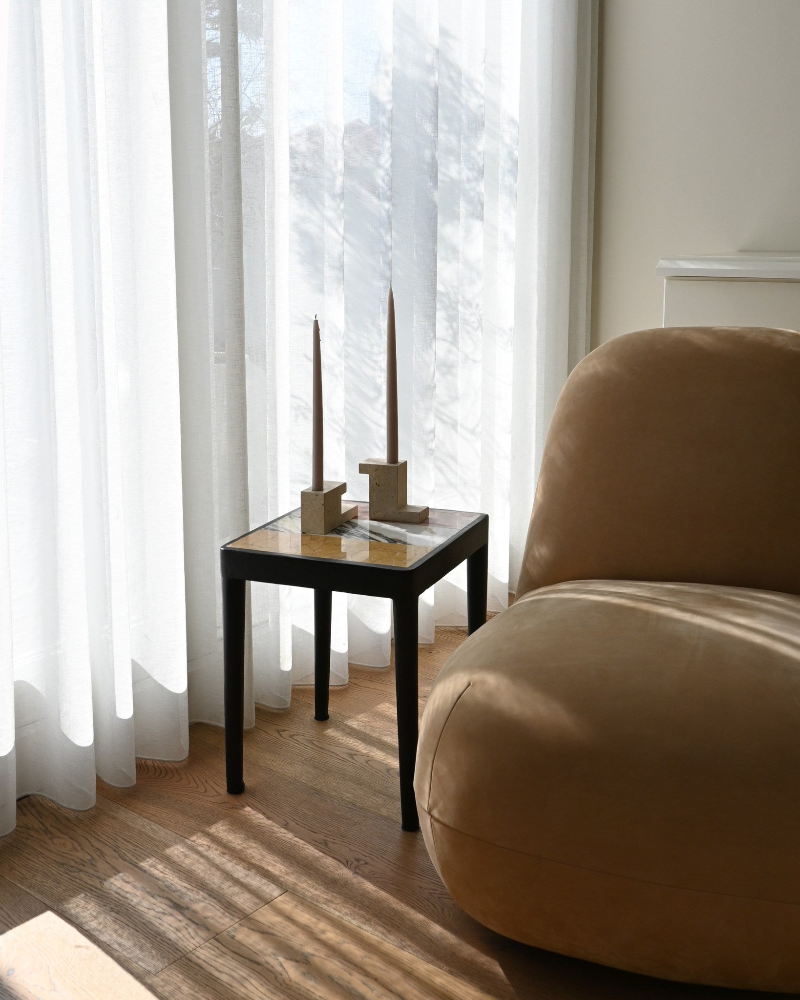 101-copenhagen-tairu-tisch-striped-marmor-fliesentisch image 3
