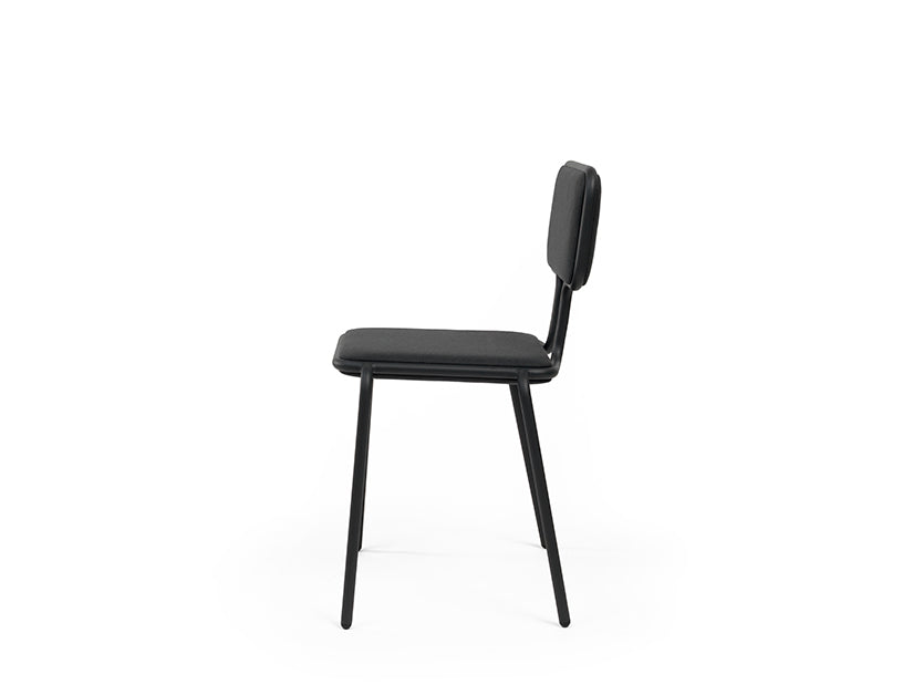 frederik-roij-height-width-chair-stuhl-stapelbar-rahmen image 7