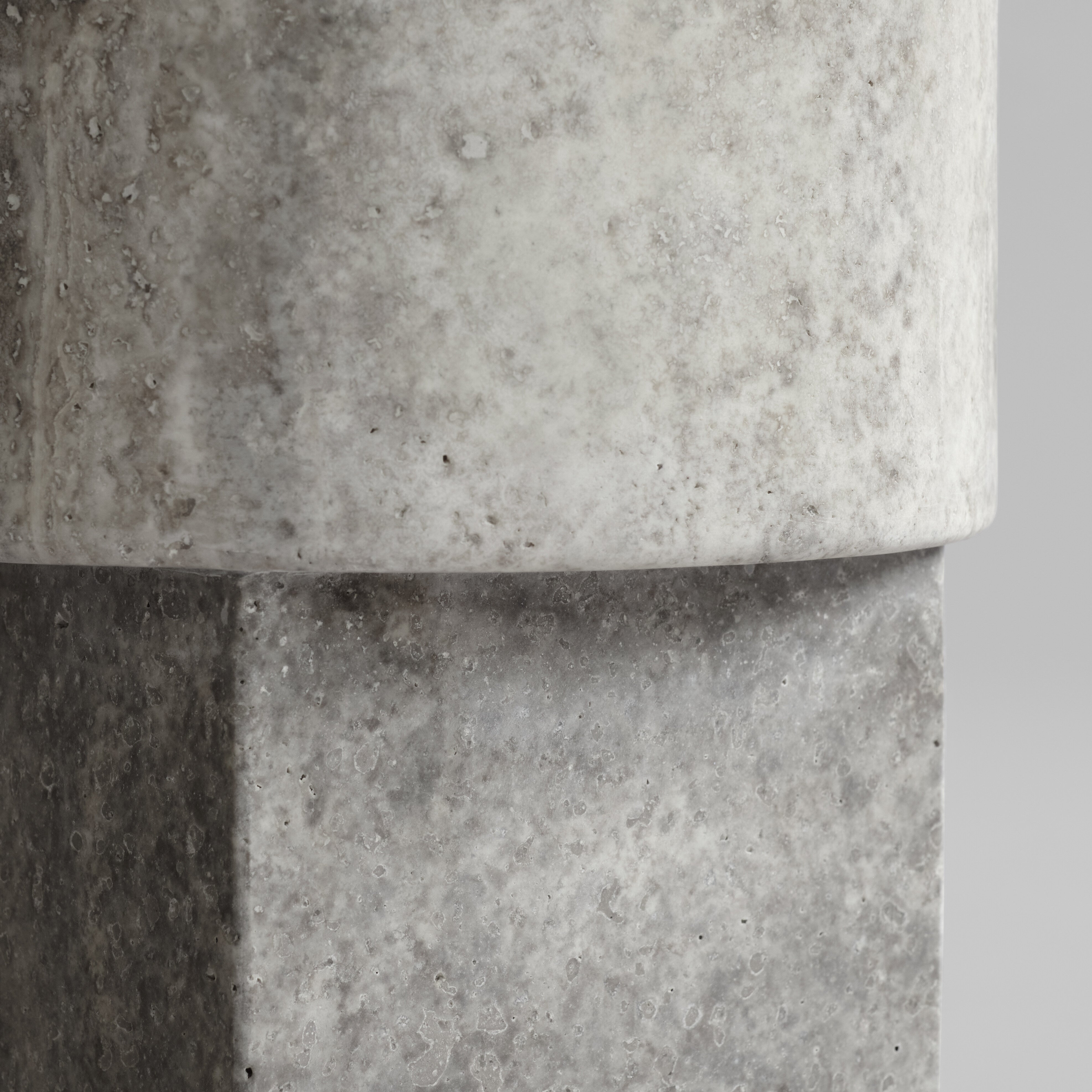 101-copenhagen-column-beistelltisch-silver-travertin-stein image 5