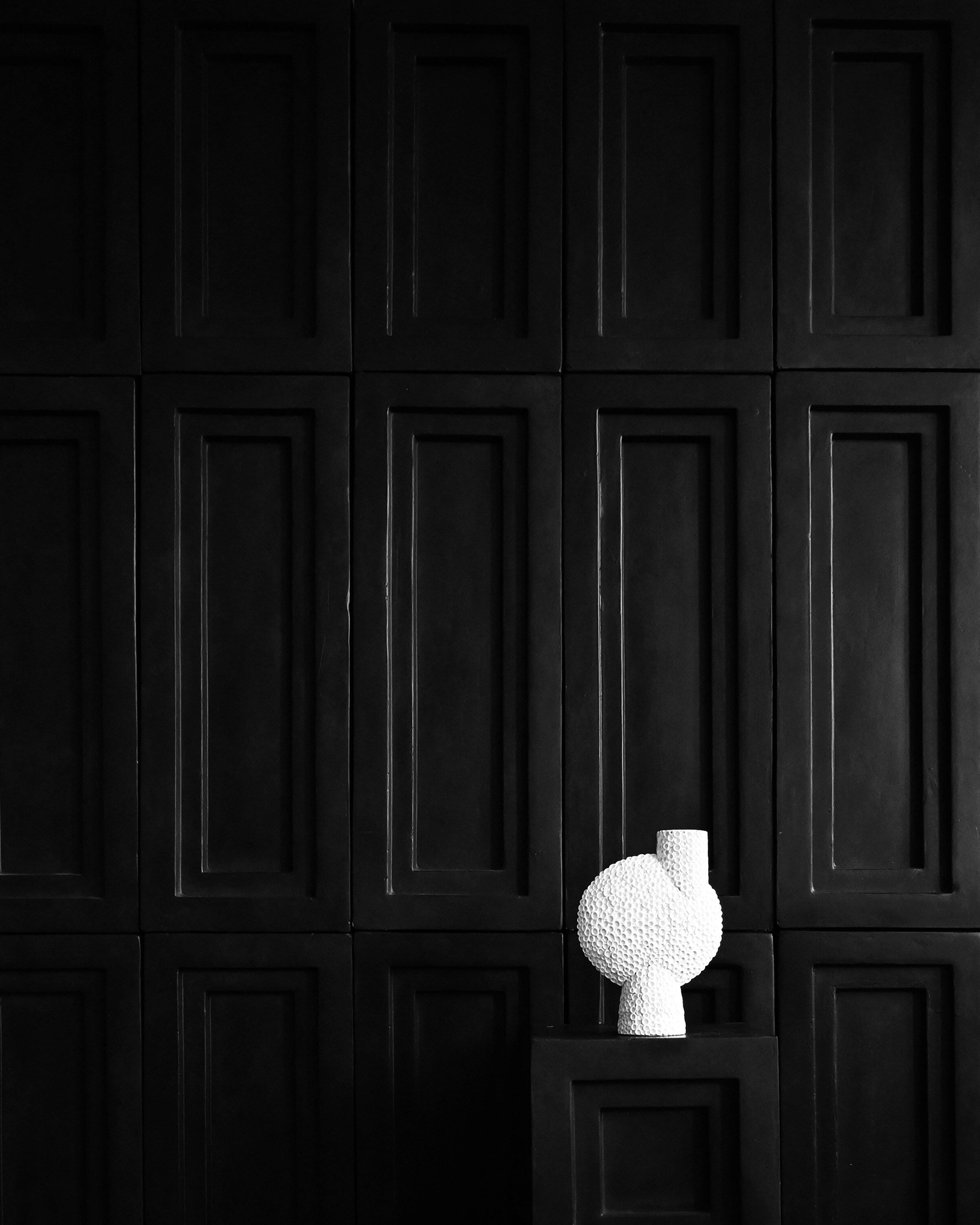 101-copenhagen-sphere-bubl-shisen-medio-vase-bone-white image 5