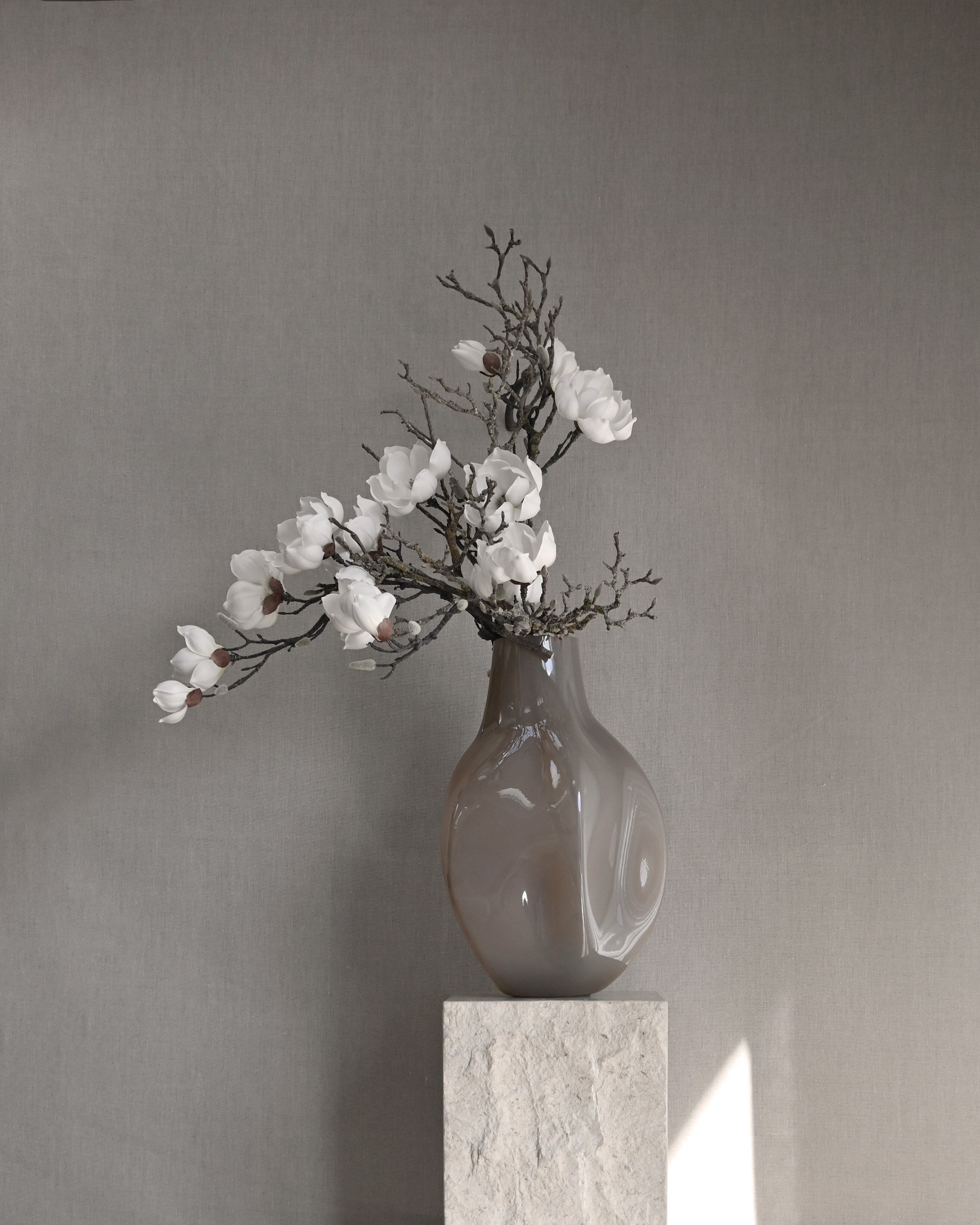 101-copenhagen-bakku-vase-big-glasvase-smoked-desert-mundgeblasen image 3