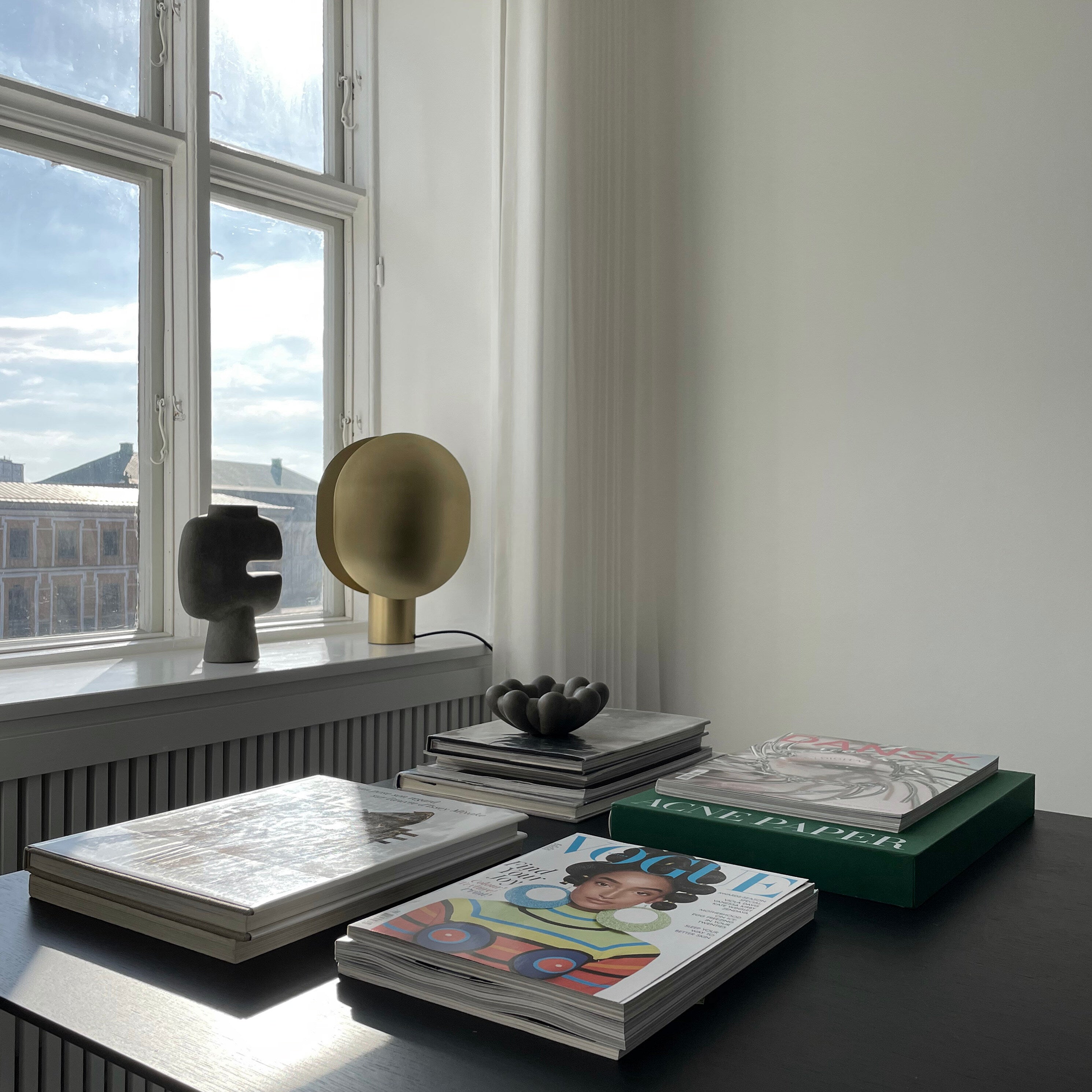 101-copenhagen-tribal-vase-medio-dark-grey-keramik image 3