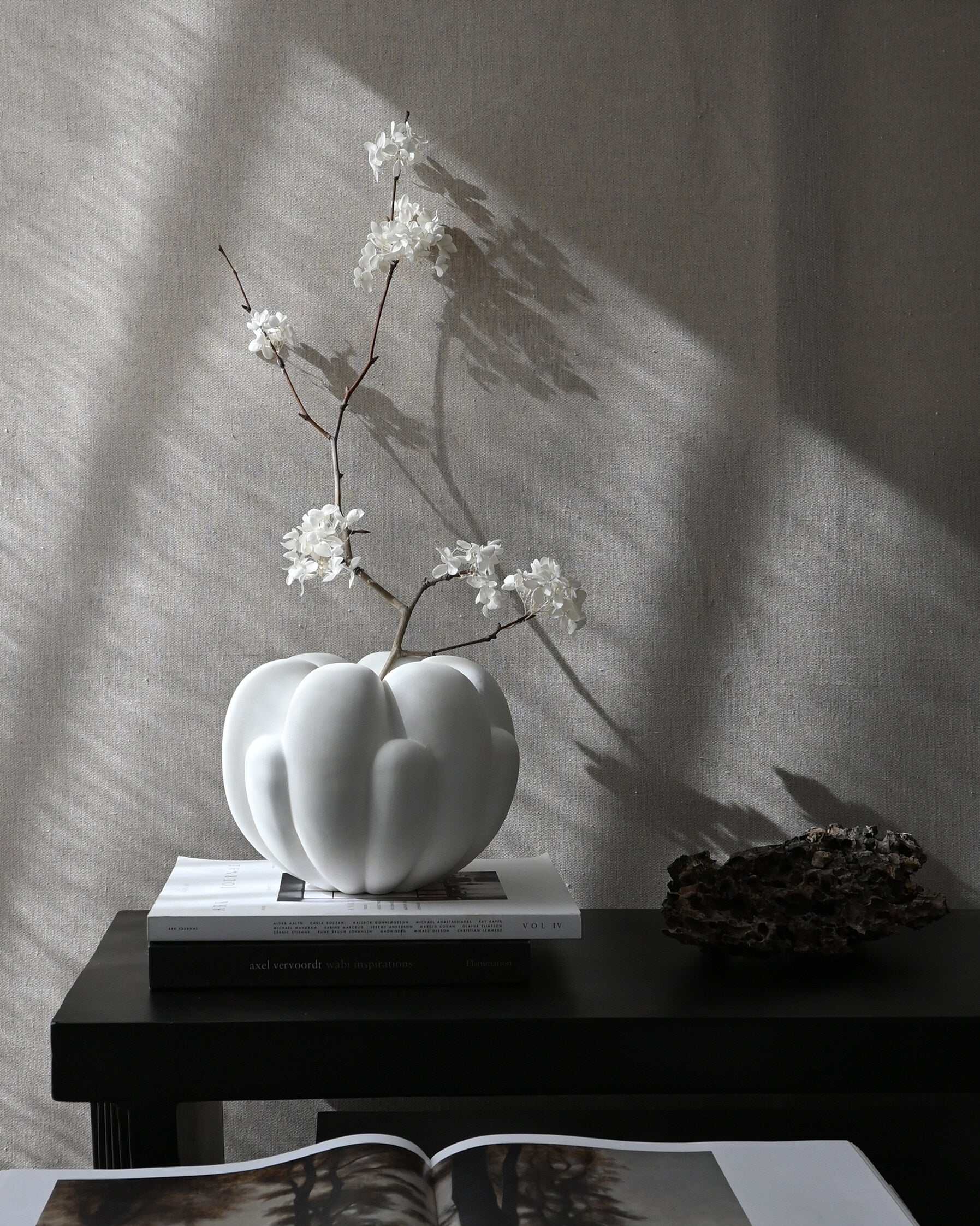 101-copenhagen-bloom-vase-petit-blumenvase-bone-white-keramik image 3