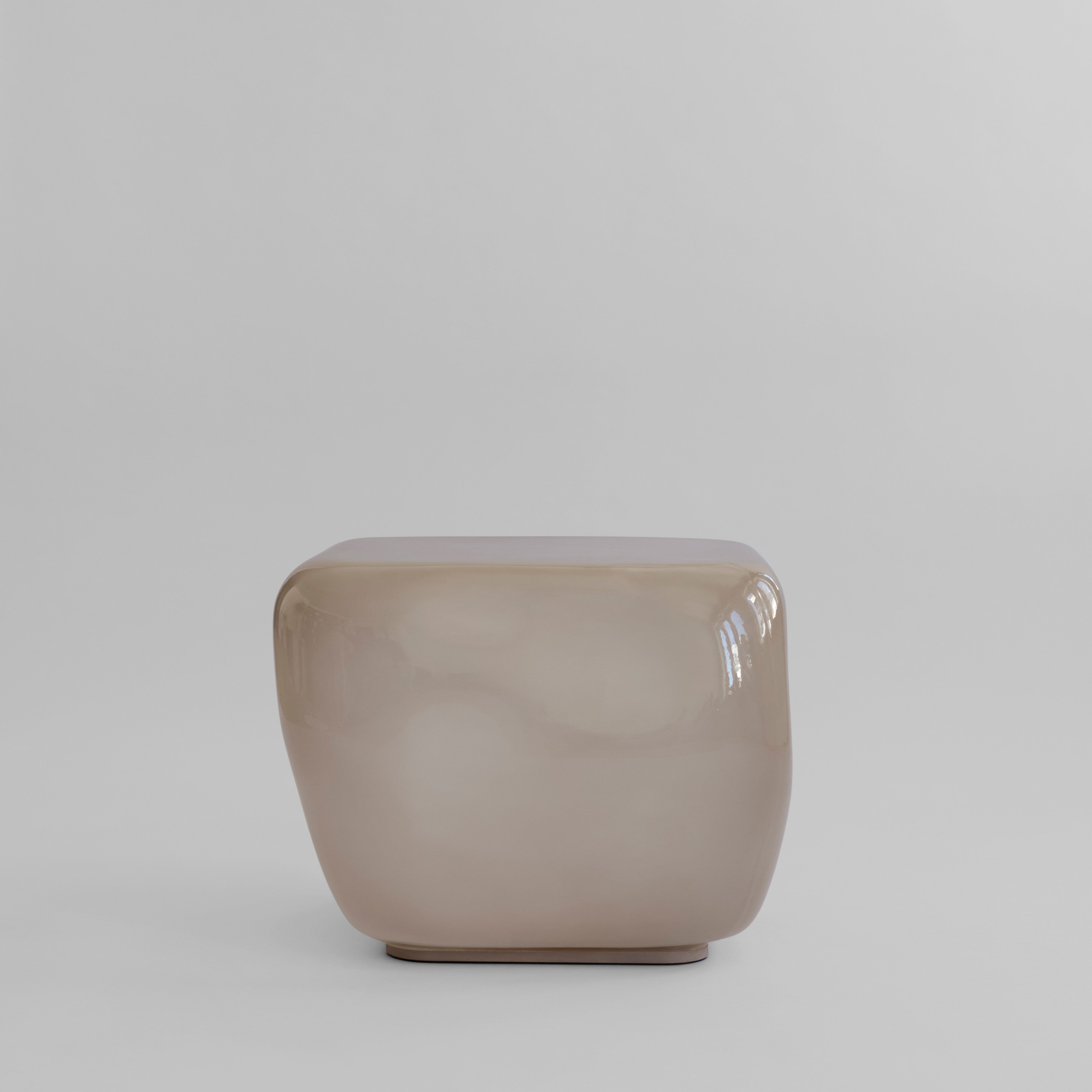 101-copenhagen-ishi-couchtisch-medio-smoked-desert-glas-grau image 1
