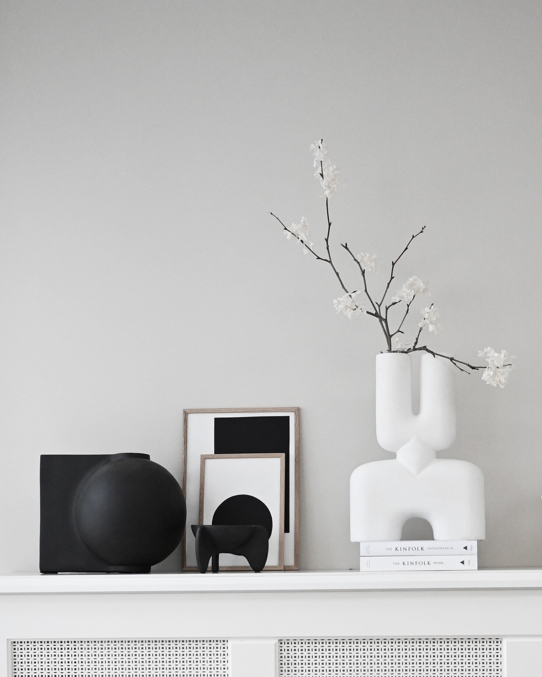 101-copenhagen-offset-mini-vase-coffee-beton image 5