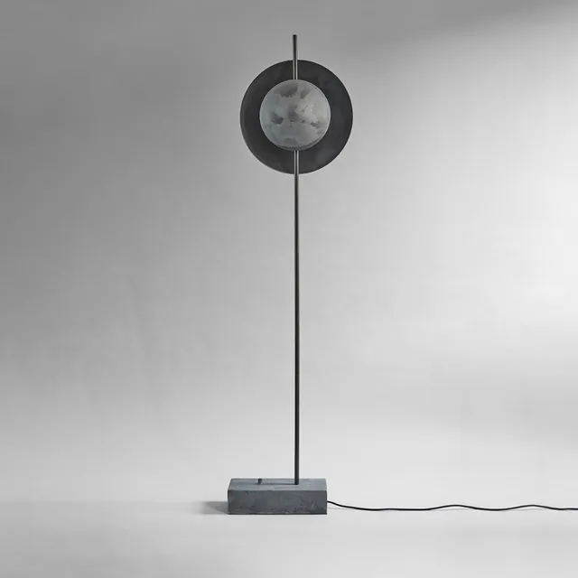 101-copenhagen-dawn-stehleuchte-oxidized-aluminium image 1