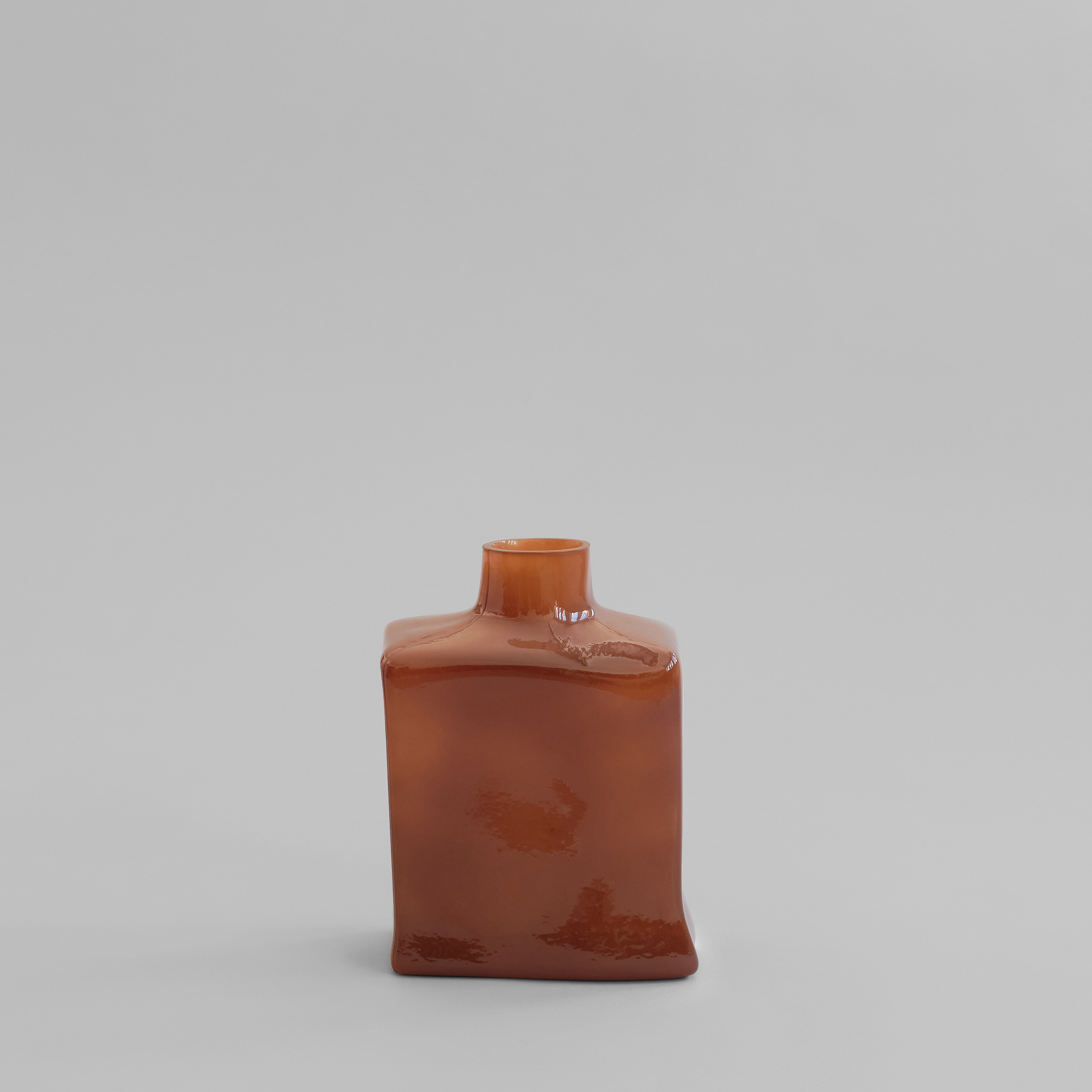 101-copenhagen-shin-vase-medio-karamell-glas image 1