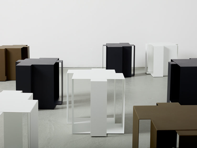 frederik-roij-shifted-square-beistelltisch-skulptur image 2