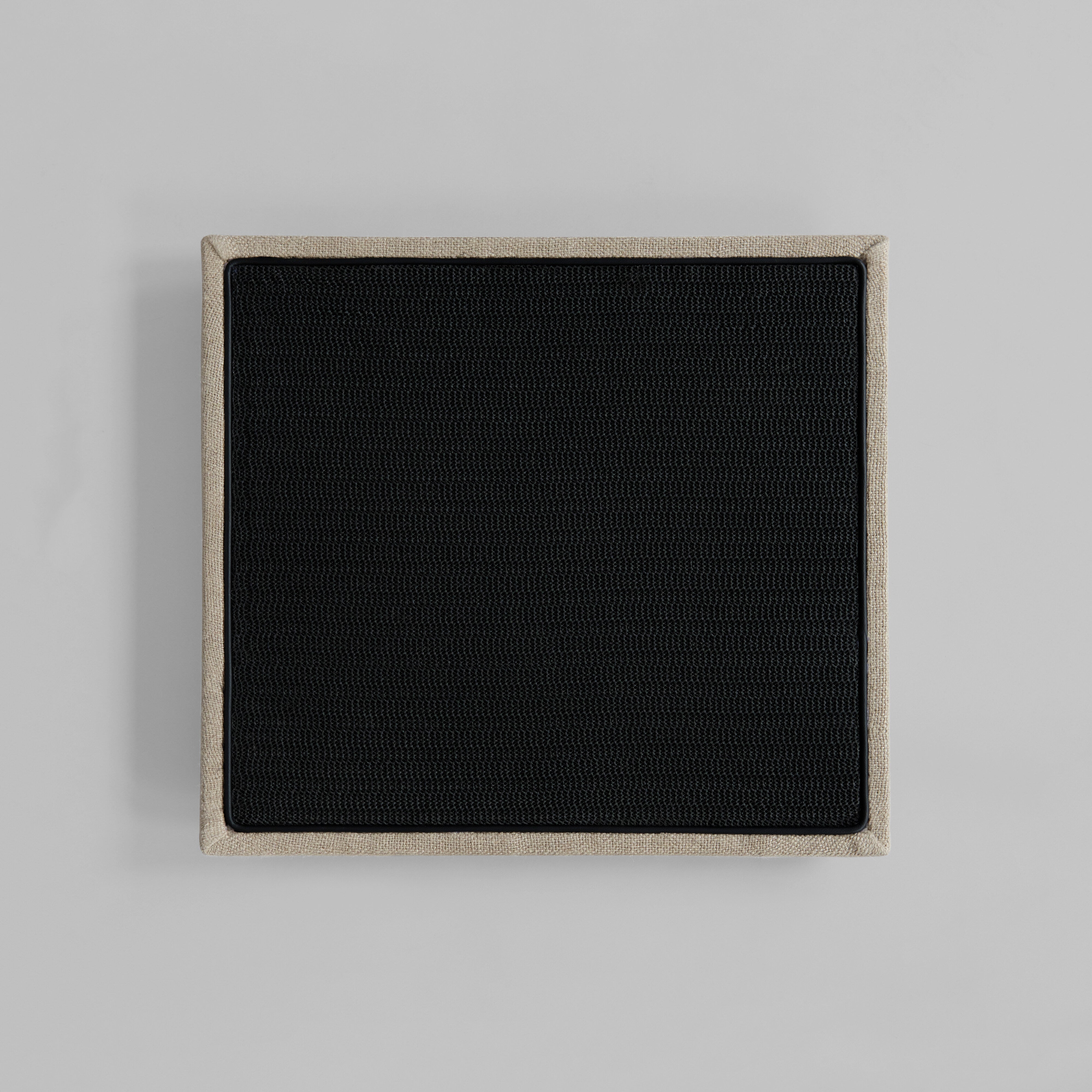101-copenhagen-makura-kissen-12-sand-leinen image 3