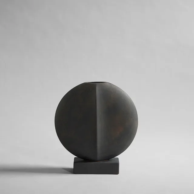 101-copenhagen-guggenheim-vase-mini-coffee-keramikvase image 1