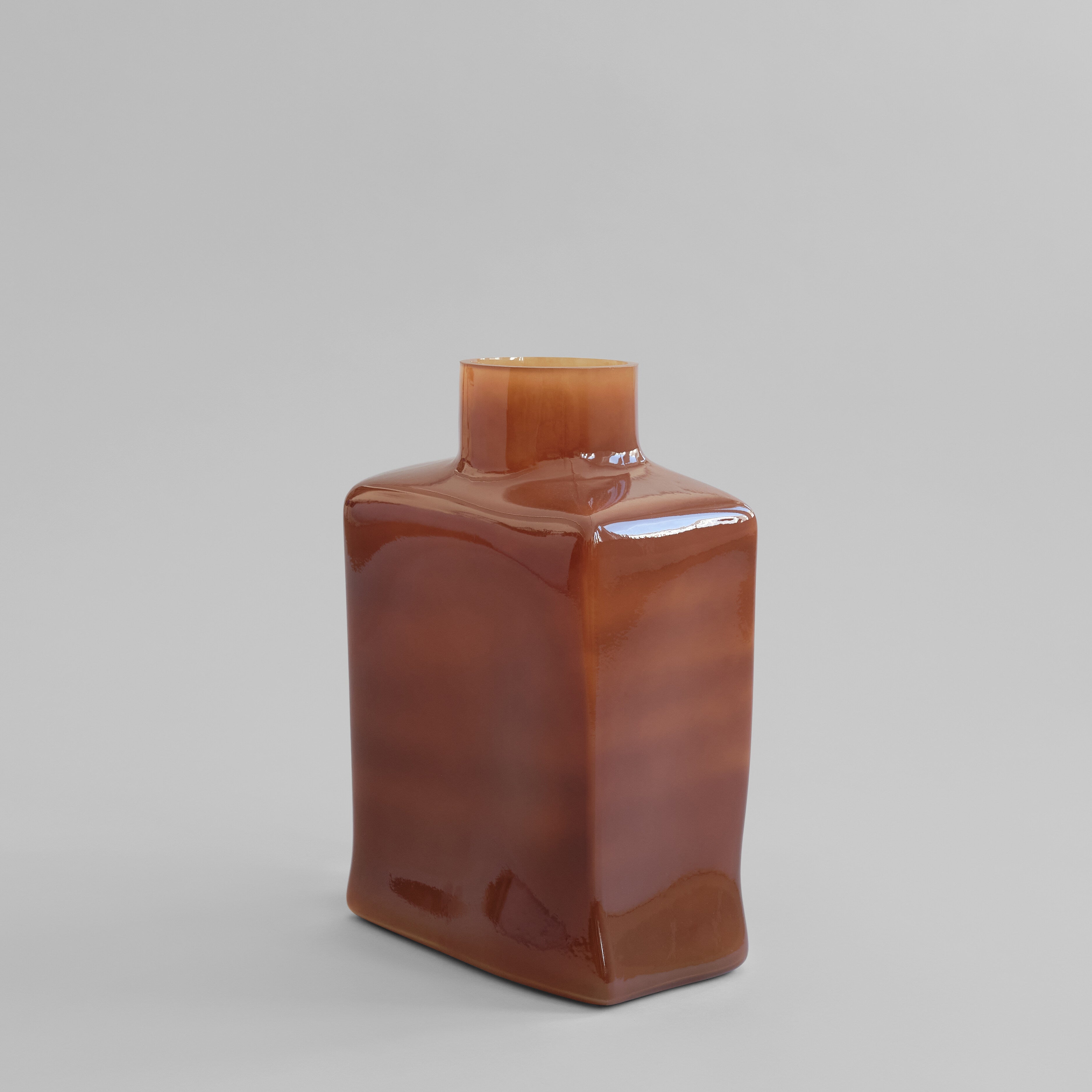 101-copenhagen-shin-vase-big-caramel-glas image 5