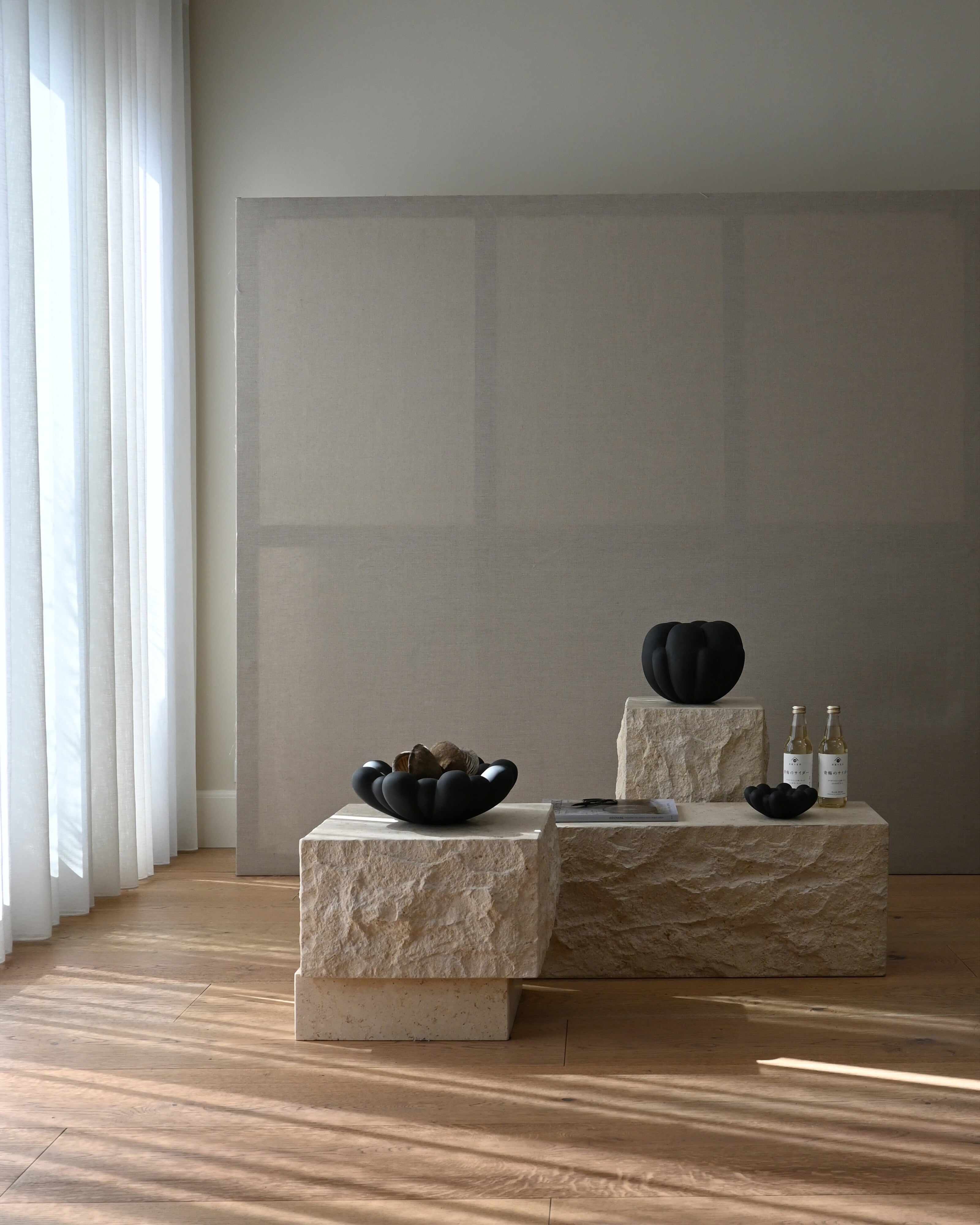 101-copenhagen-temple-couchtisch-tall-limestone-beige image 7