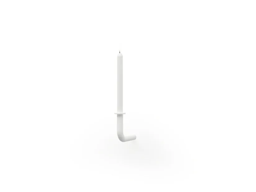 frederik-roij-wall-of-flame-wandkerzenhalter-einzeln-metall image 1