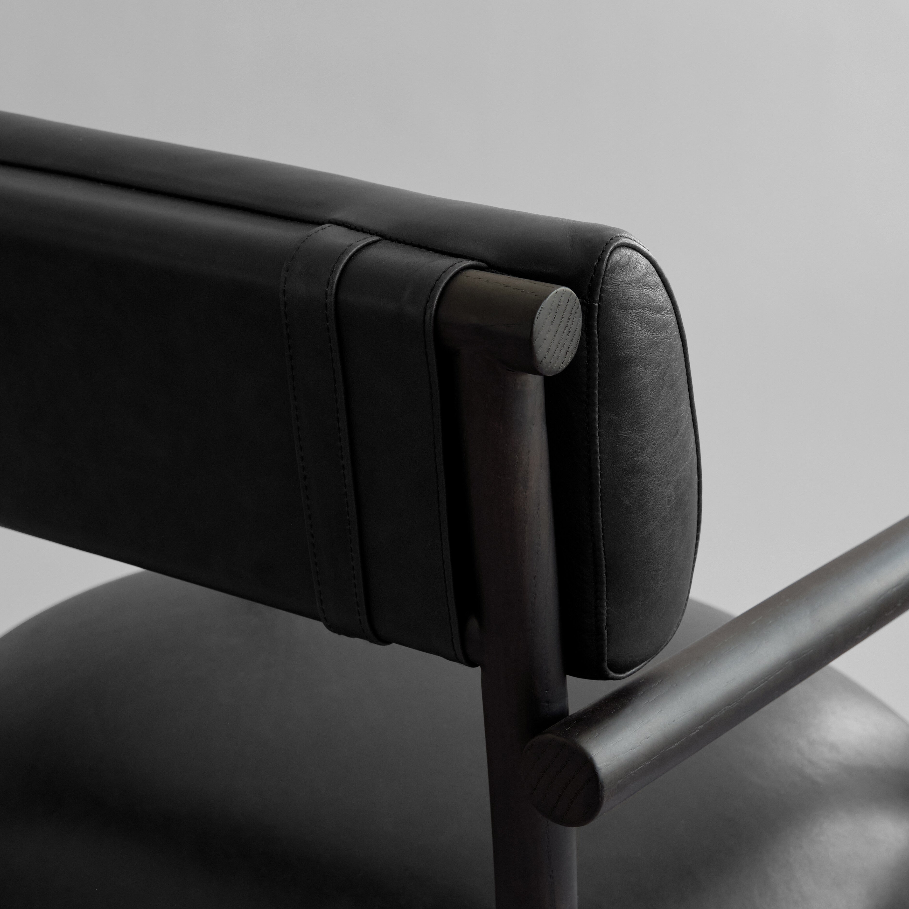 101-copenhagen-nama-lounge-chair-anilinleder-schwarz-sessel image 5