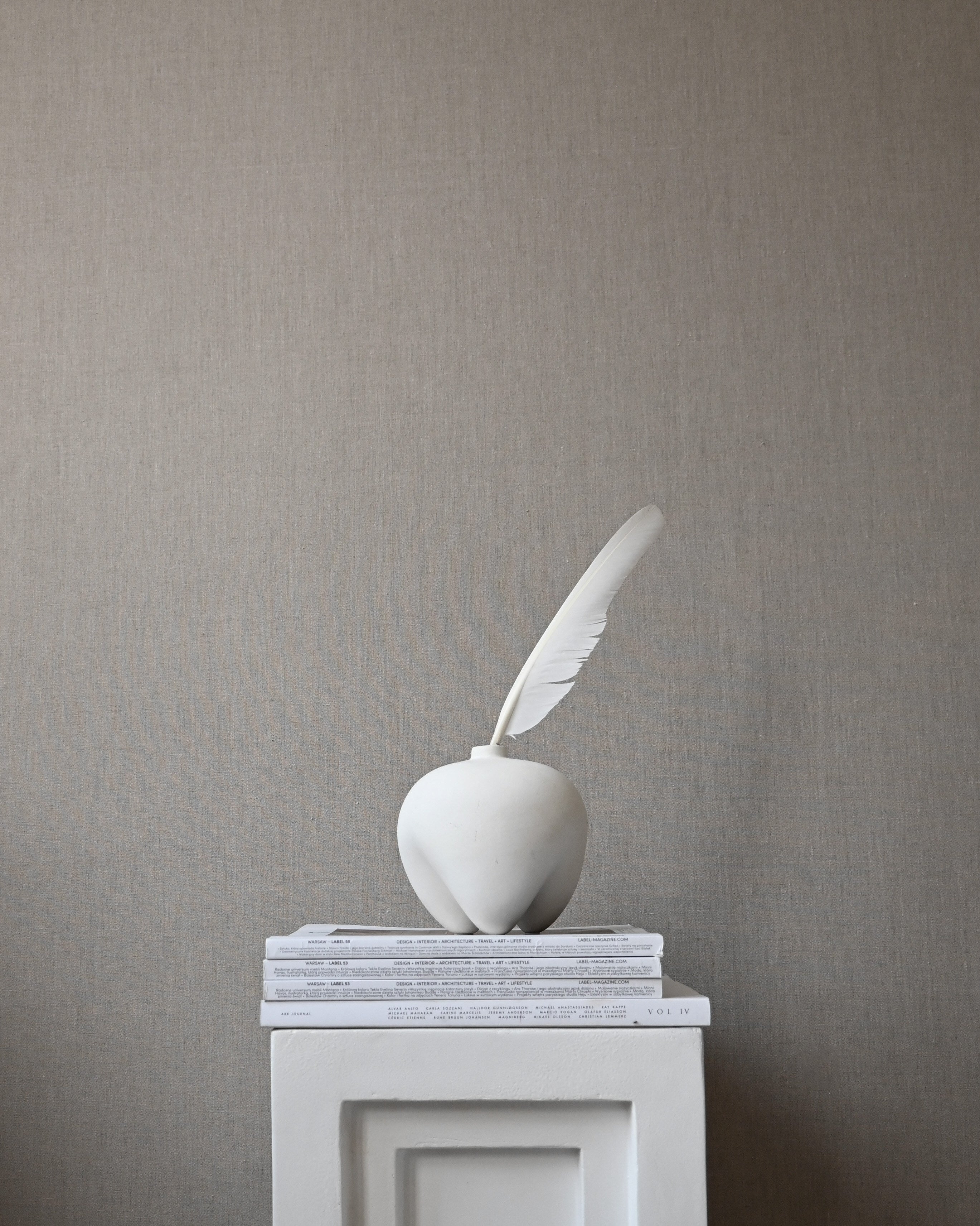 101-copenhagen-sumo-petit-vase-bone-white-keramik image 5