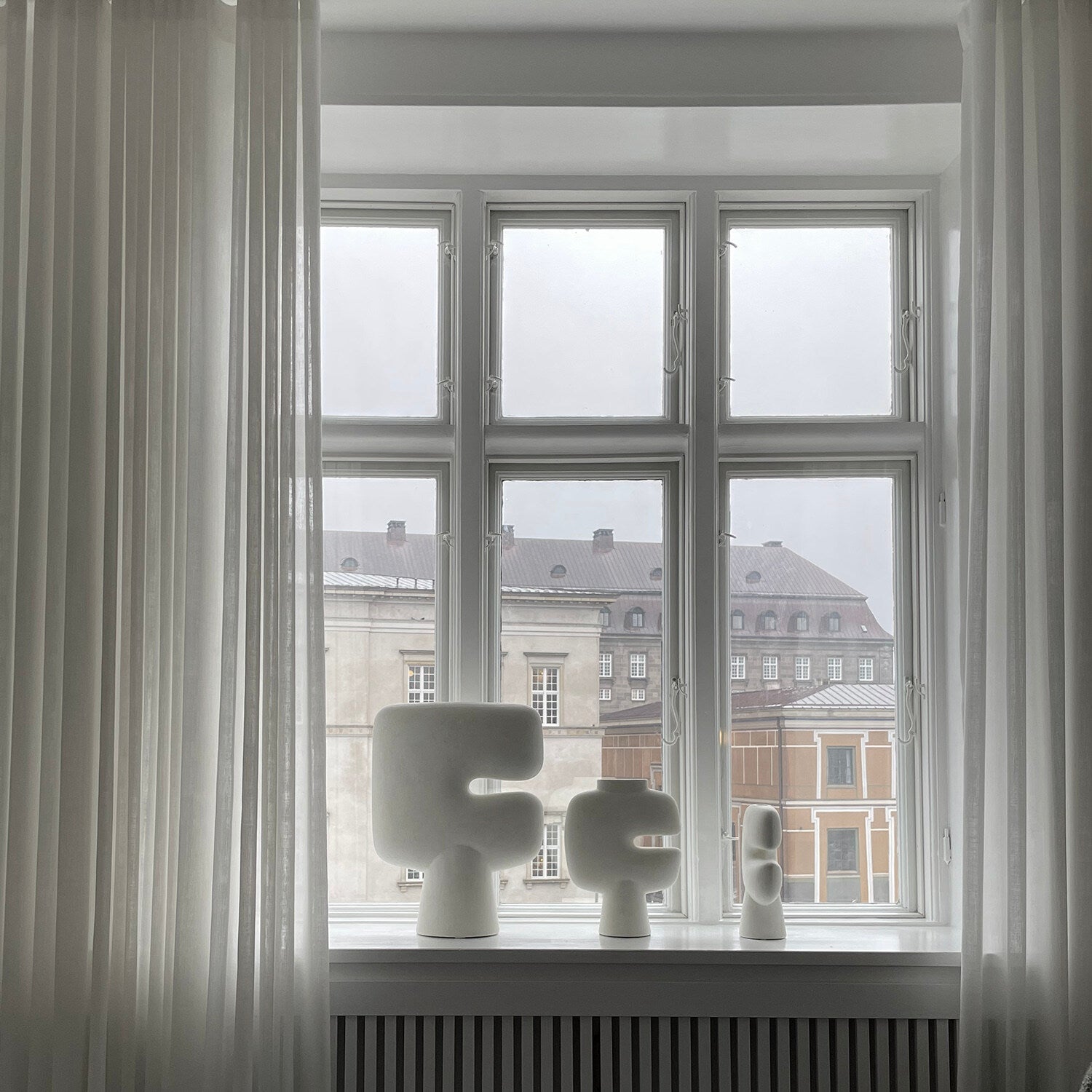 101-copenhagen-tribal-vase-mini-bone-white-keramik image 2