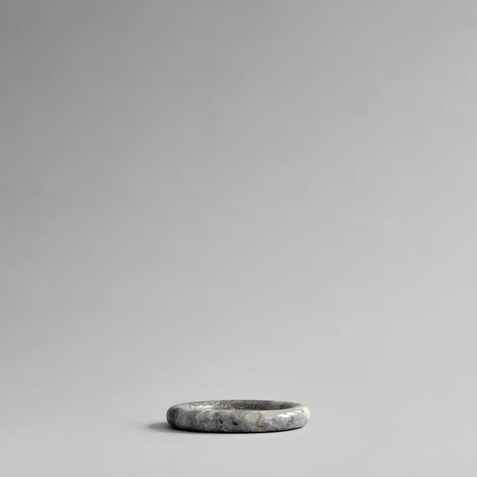 101-copenhagen-enkei-tray-tablett-mini-silver-travertin image 1