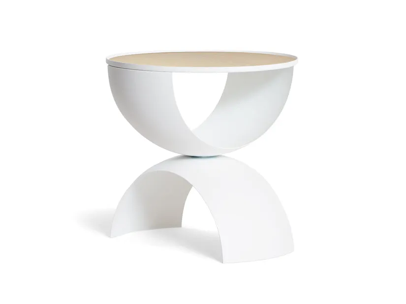 frederik-roij-bow-bow-beistelltisch-stahl-mit-filz image 1