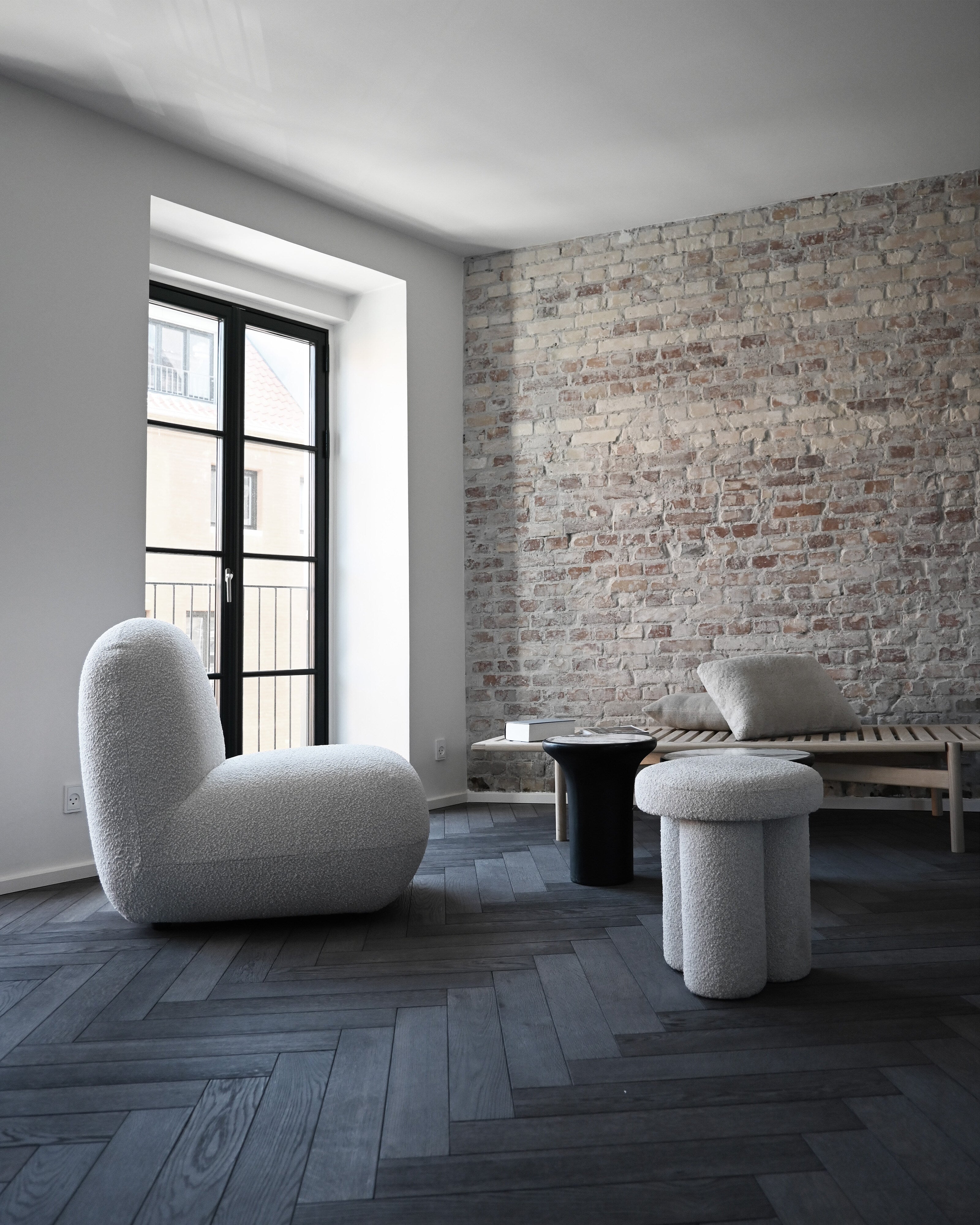 101-copenhagen-big-foot-hocker-off-white-boucl image 3