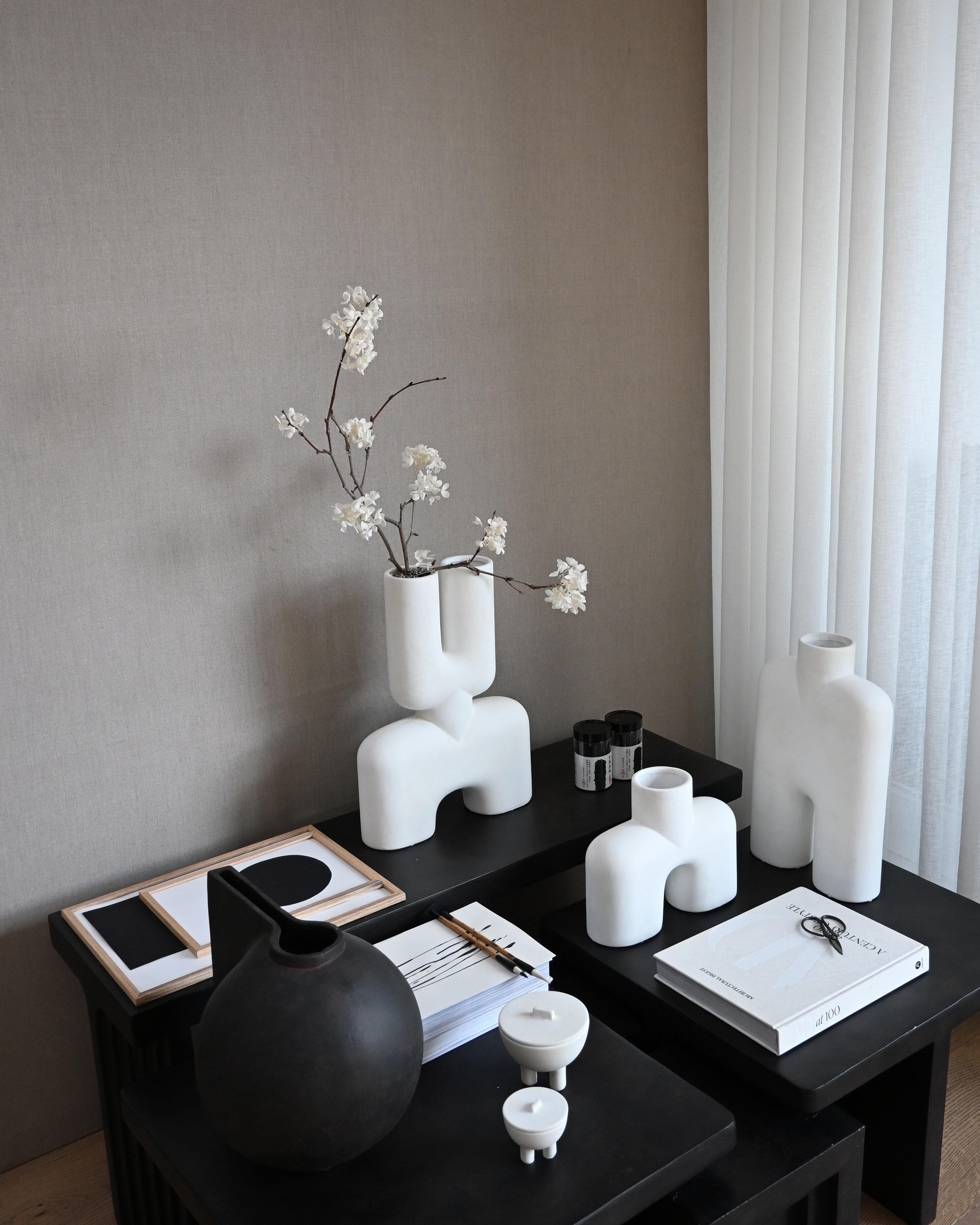 101-copenhagen-offset-mini-vase-coffee-beton image 2