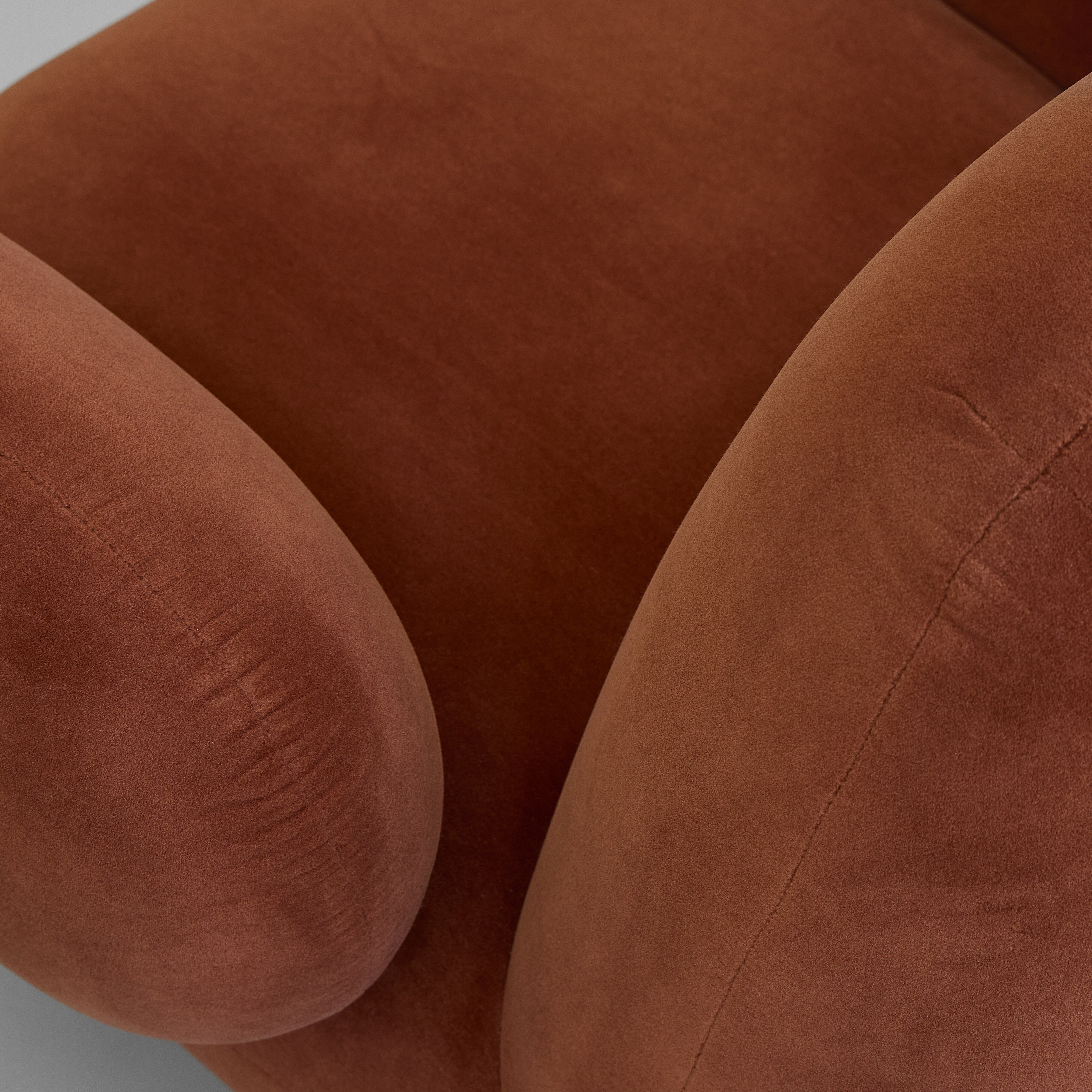 101-copenhagen-toe-armchair-flat-sessel-rust-samt image 7
