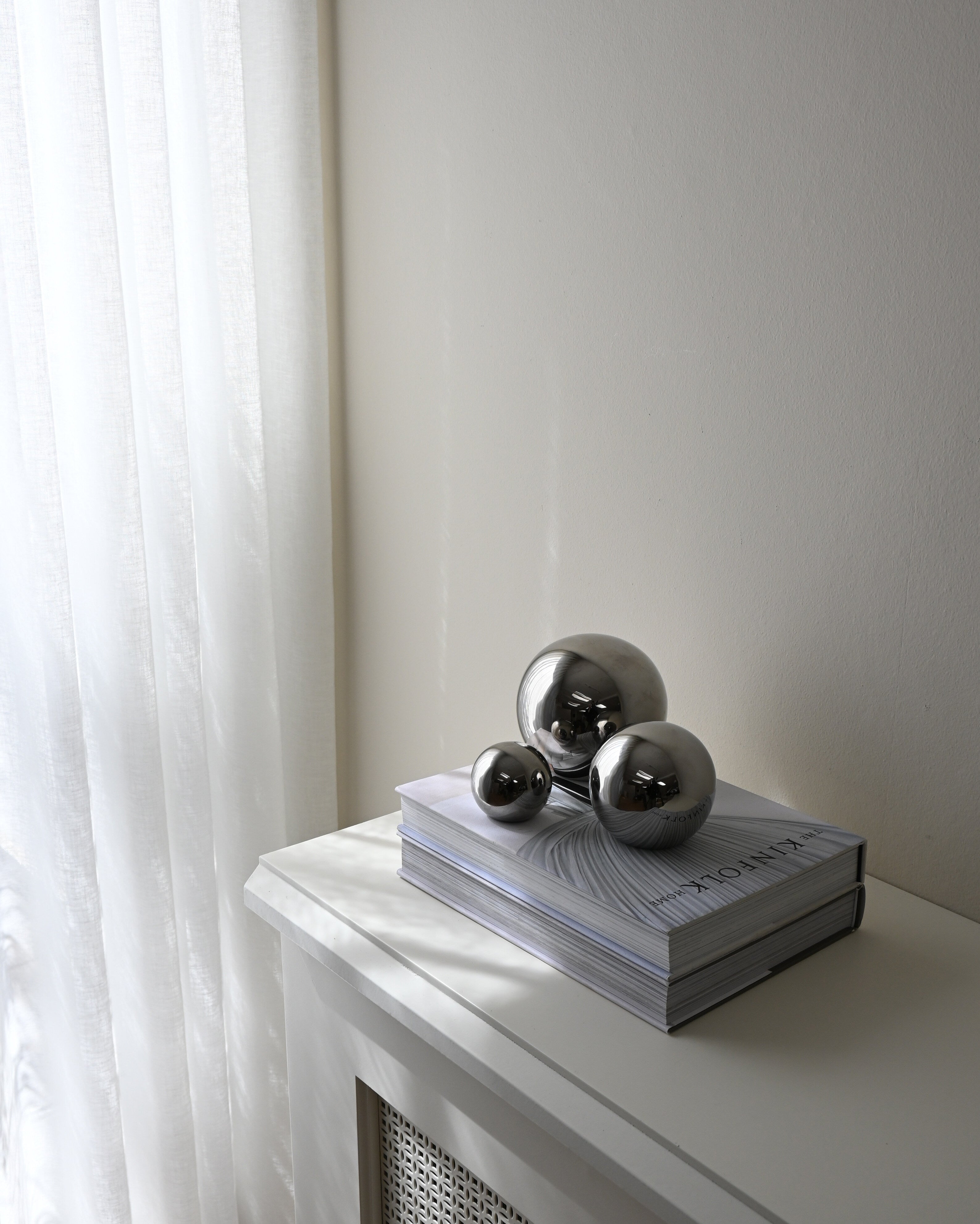 101-copenhagen-gallery-balls-deko-kugeln-chrom-3er-set image 3