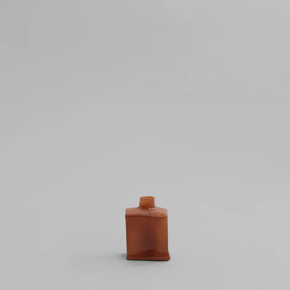 101-copenhagen-shin-vase-mini-karamell-glas-16-cm image 1
