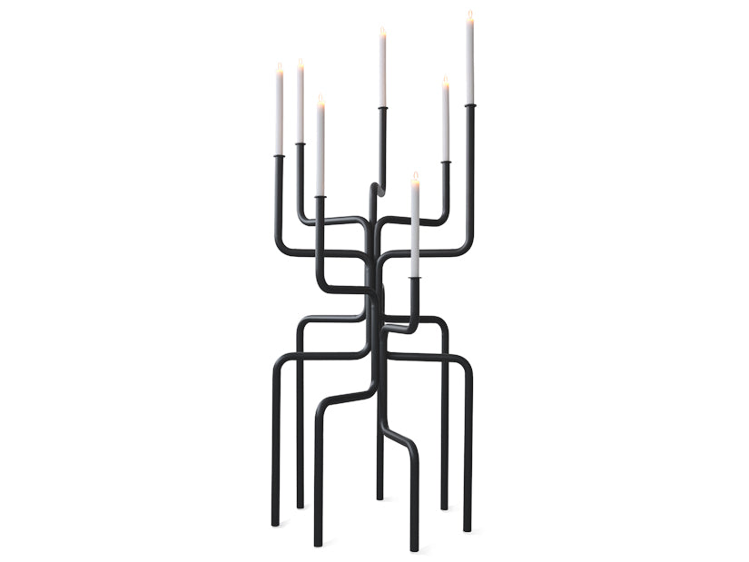 frederik-roij-giant-of-flame-standkerzenhalter-stahl image 1