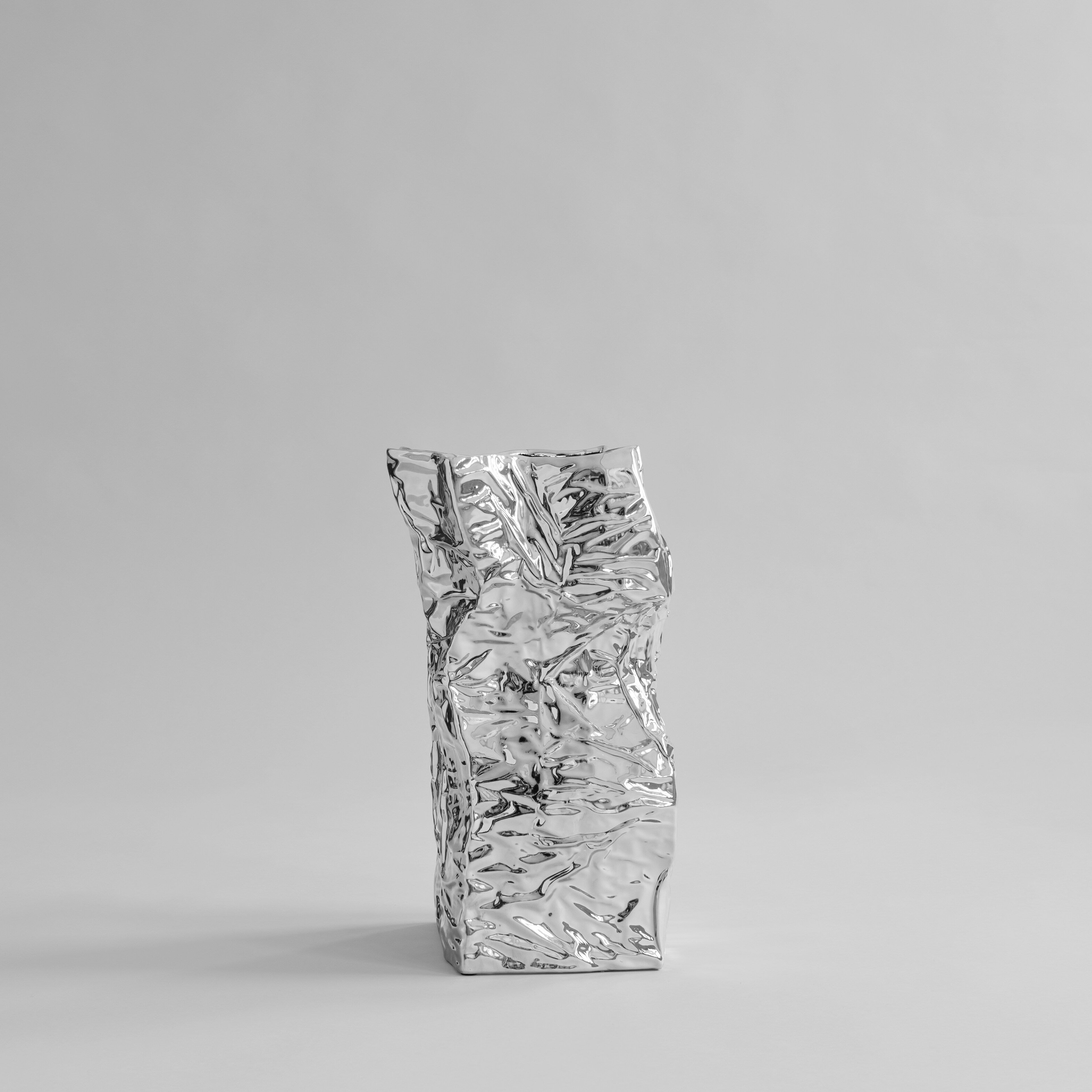 101-copenhagen-kami-vase-big-chrome-spiegel-bodenvase image 8