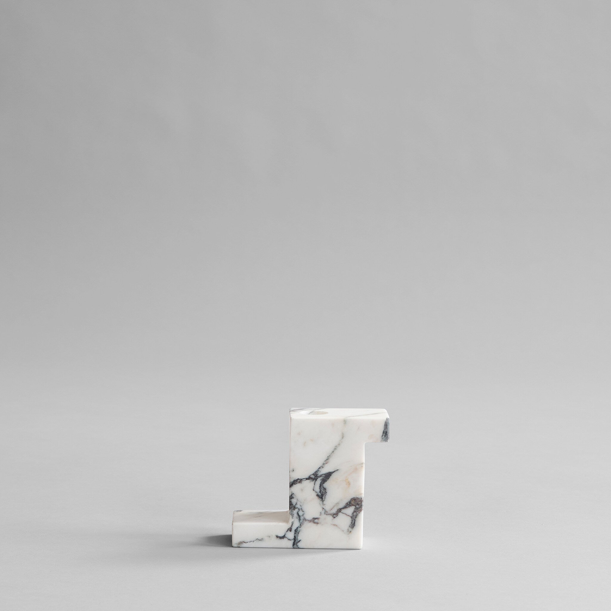 101-copenhagen-brick-kerzenhalter-tall-calacatta-marmor image 1