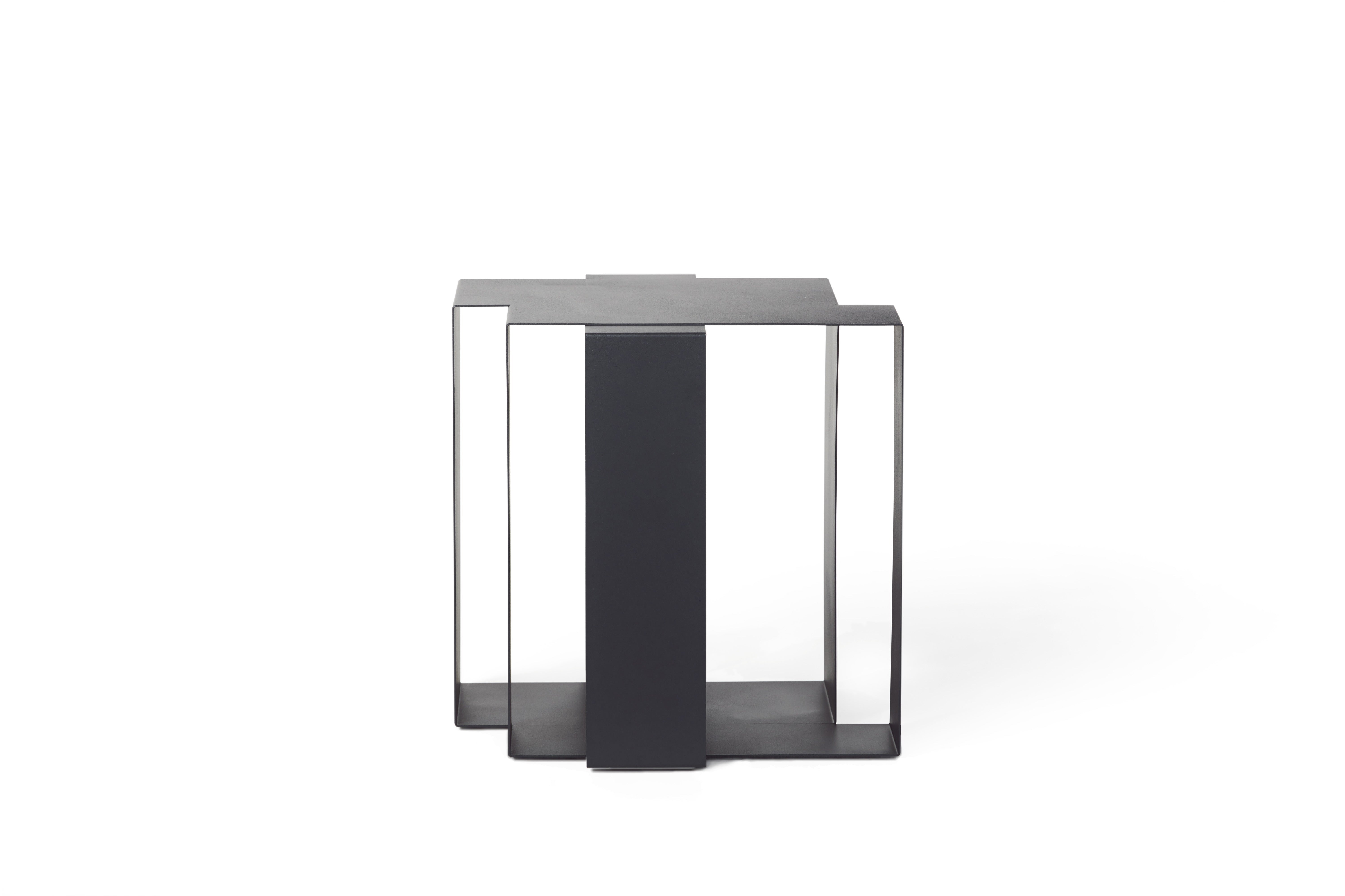 frederik-roij-shifted-square-beistelltisch-w-rfel image 7