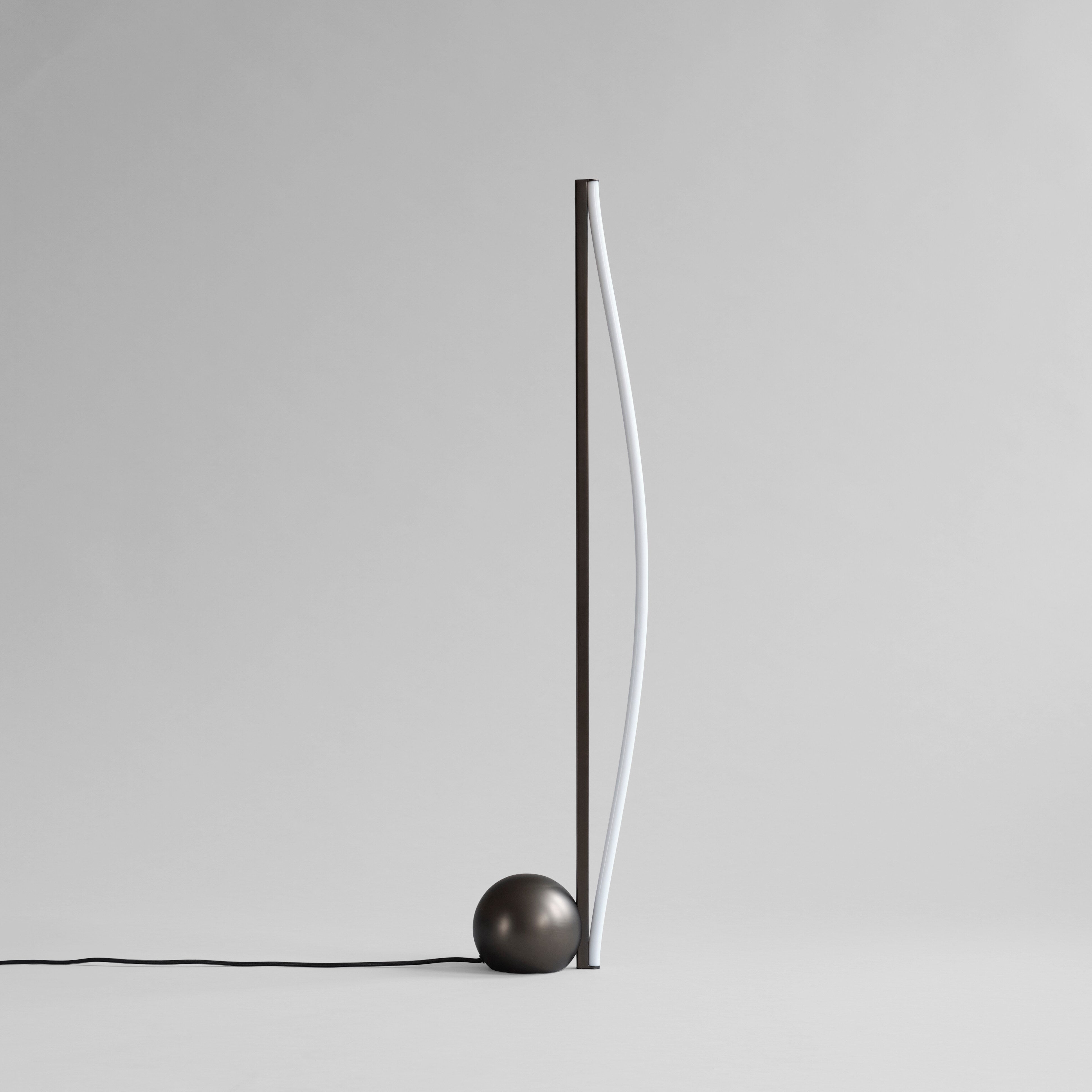 101-copenhagen-bow-stehleuchte-bronze-led-warmwei image 1