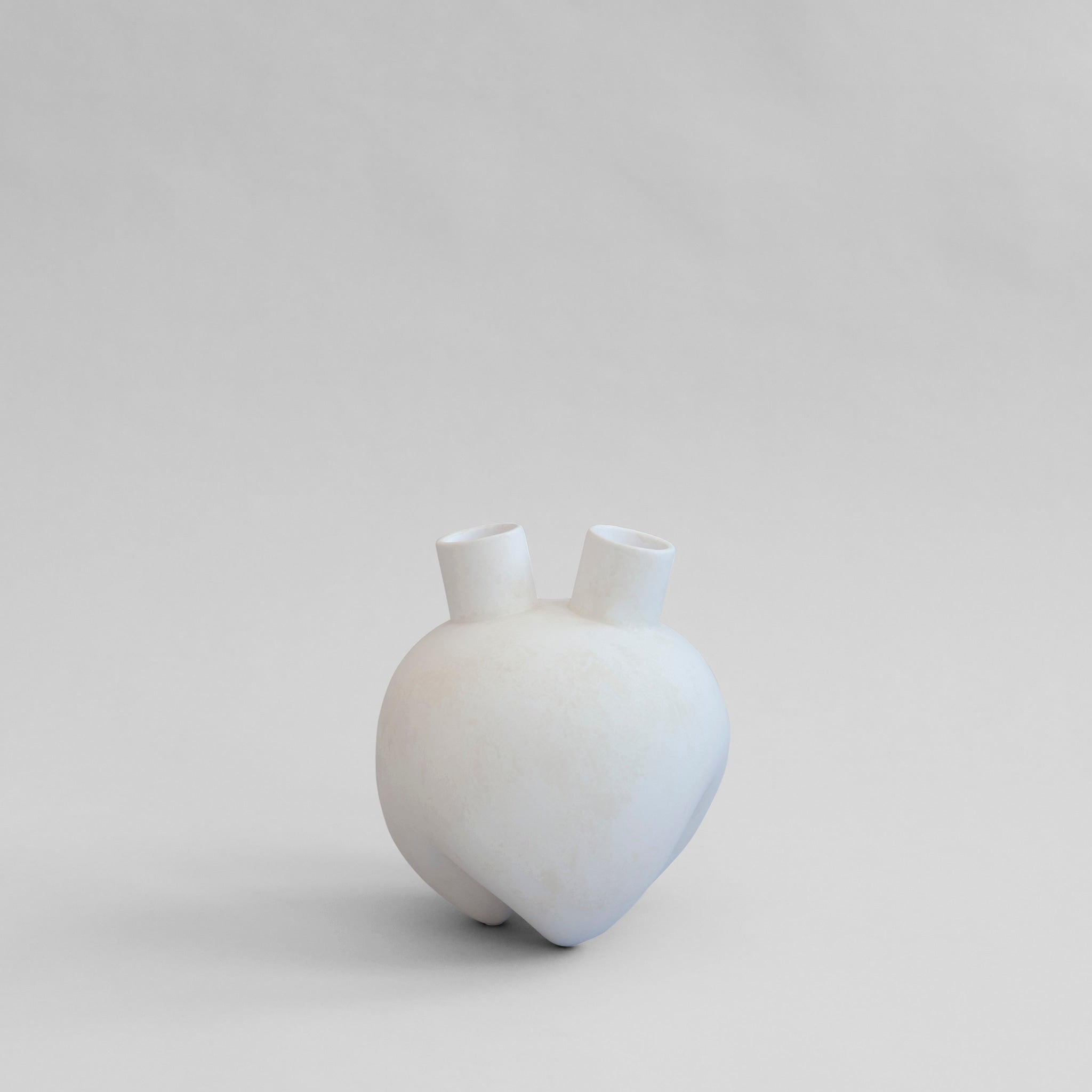 101-copenhagen-sumo-horns-vase-beigewei-keramik image 2