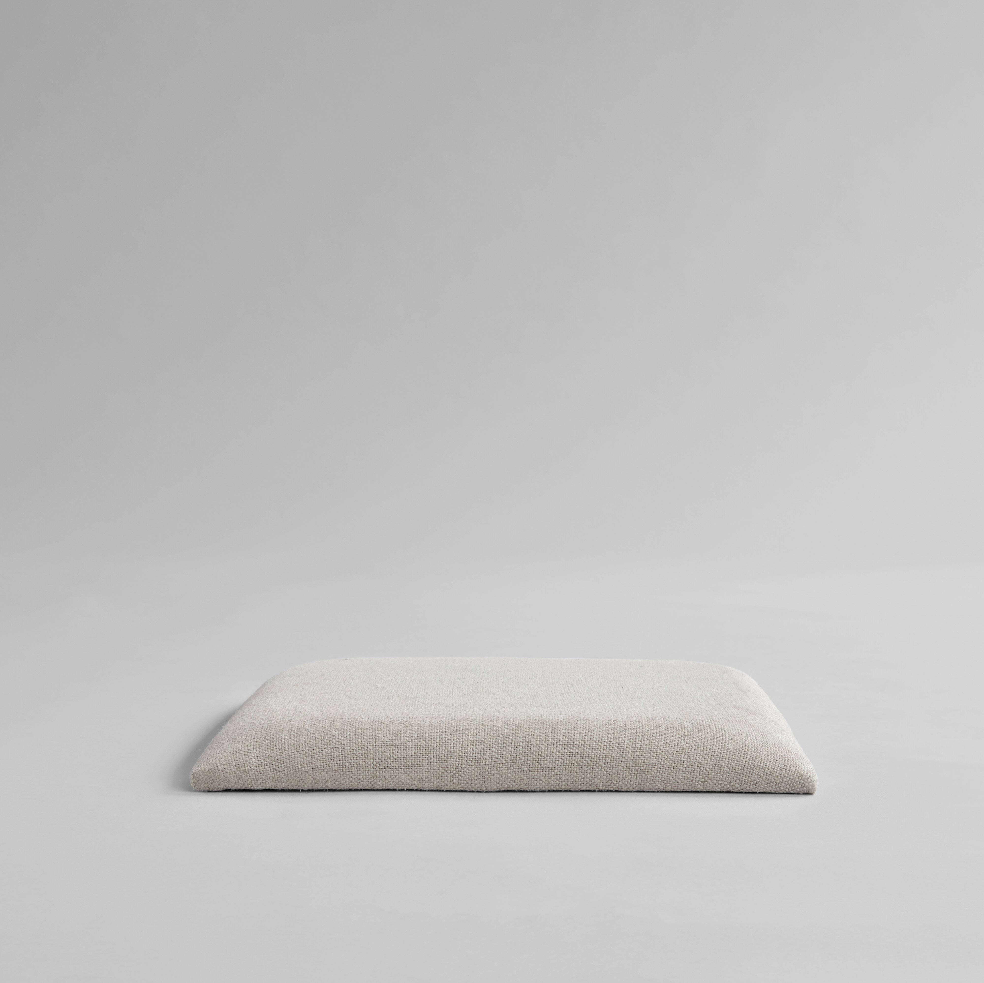 101-copenhagen-makura-kissen-12-sand-leinen image 2